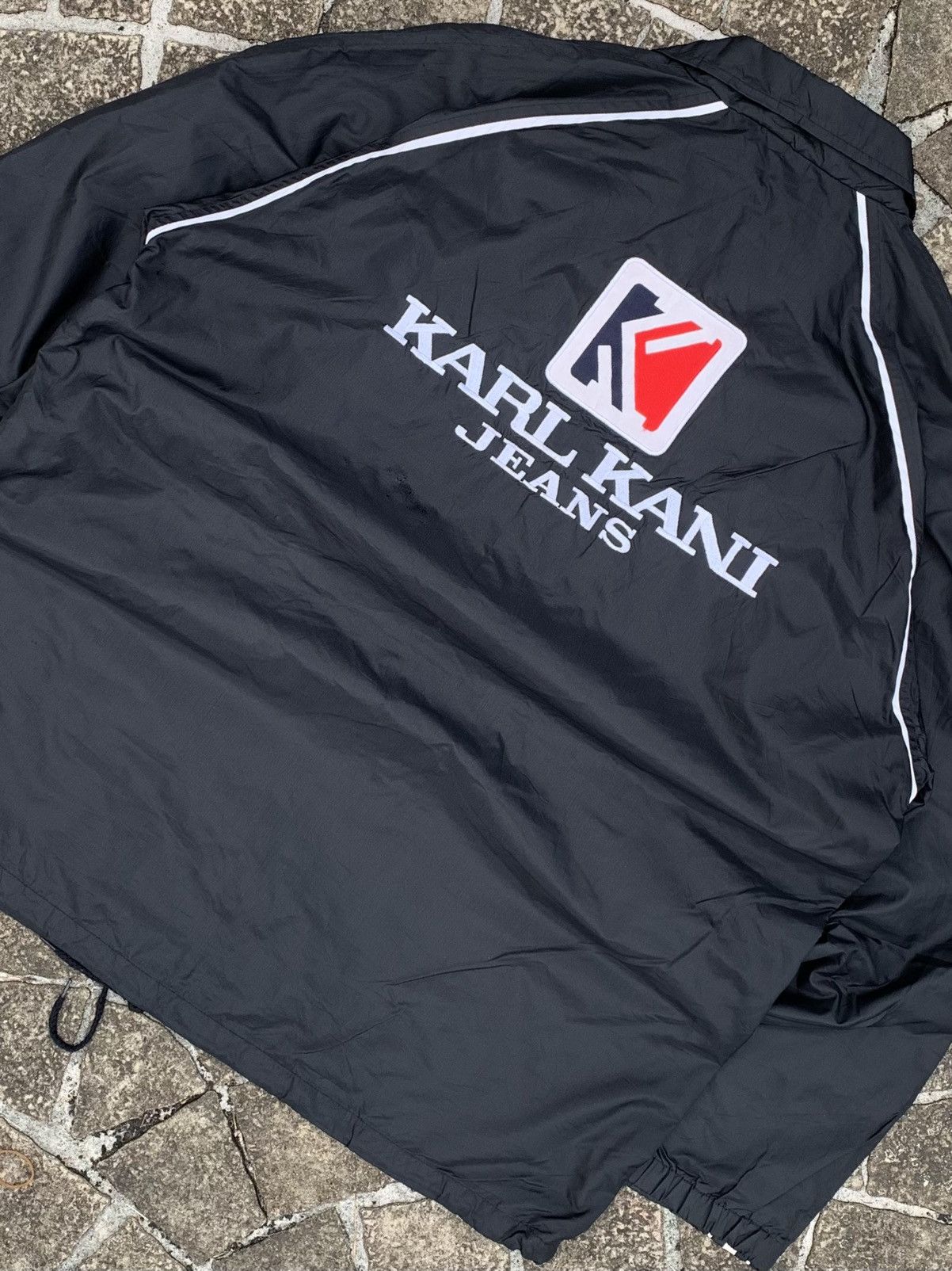 Karl Kani Vintage 90’s KARL KANI Sidetape Big Logo Windbreaker Jacket Size US L / EU 52-54 / 3 - 4 Thumbnail