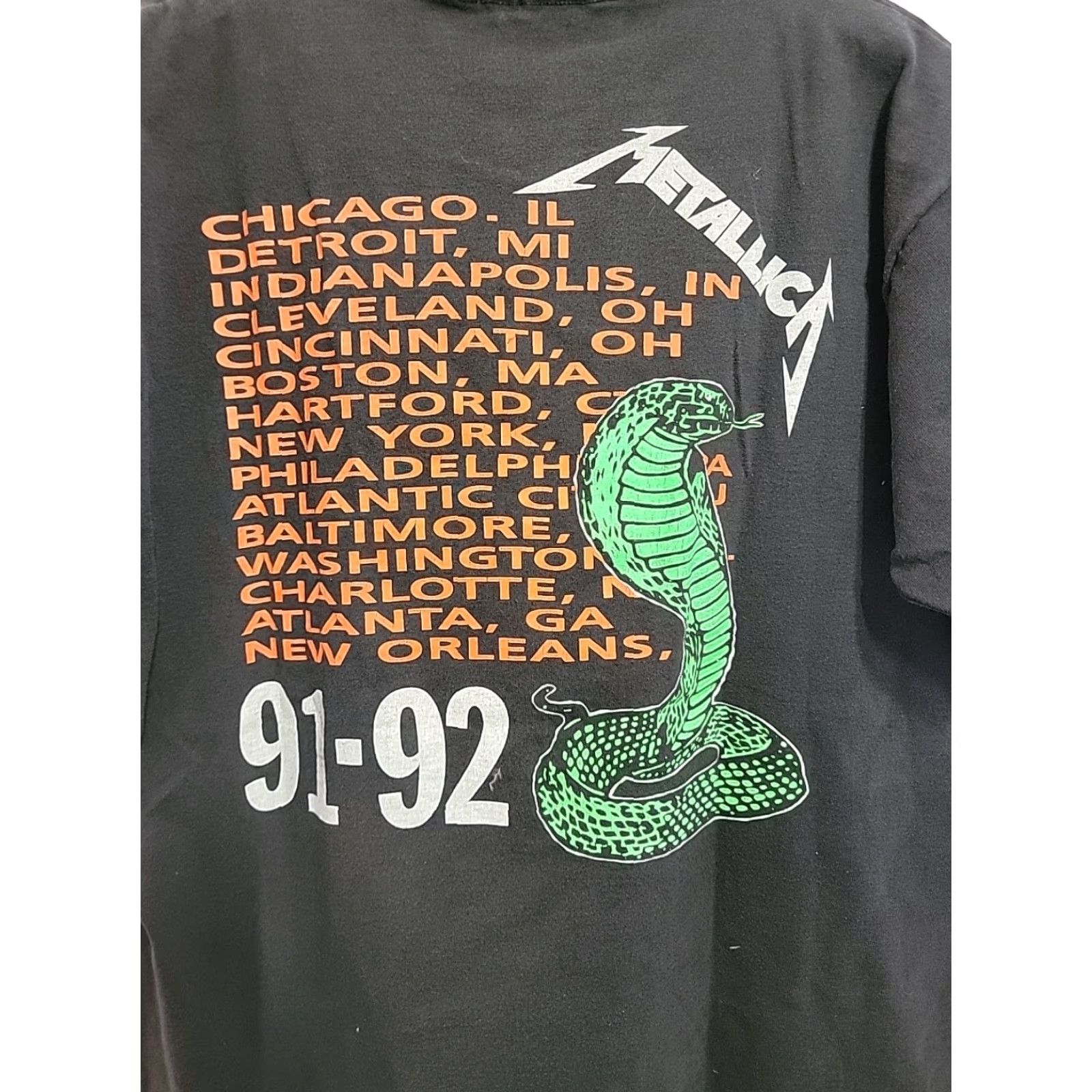 Vintage VINTAGE Metallica Shirt 1991 Black Short Sleeve Crew Neck XL Shirt Mens 90s Band Distressed Logo Size US XL / EU 56 / 4 - 5 Thumbnail
