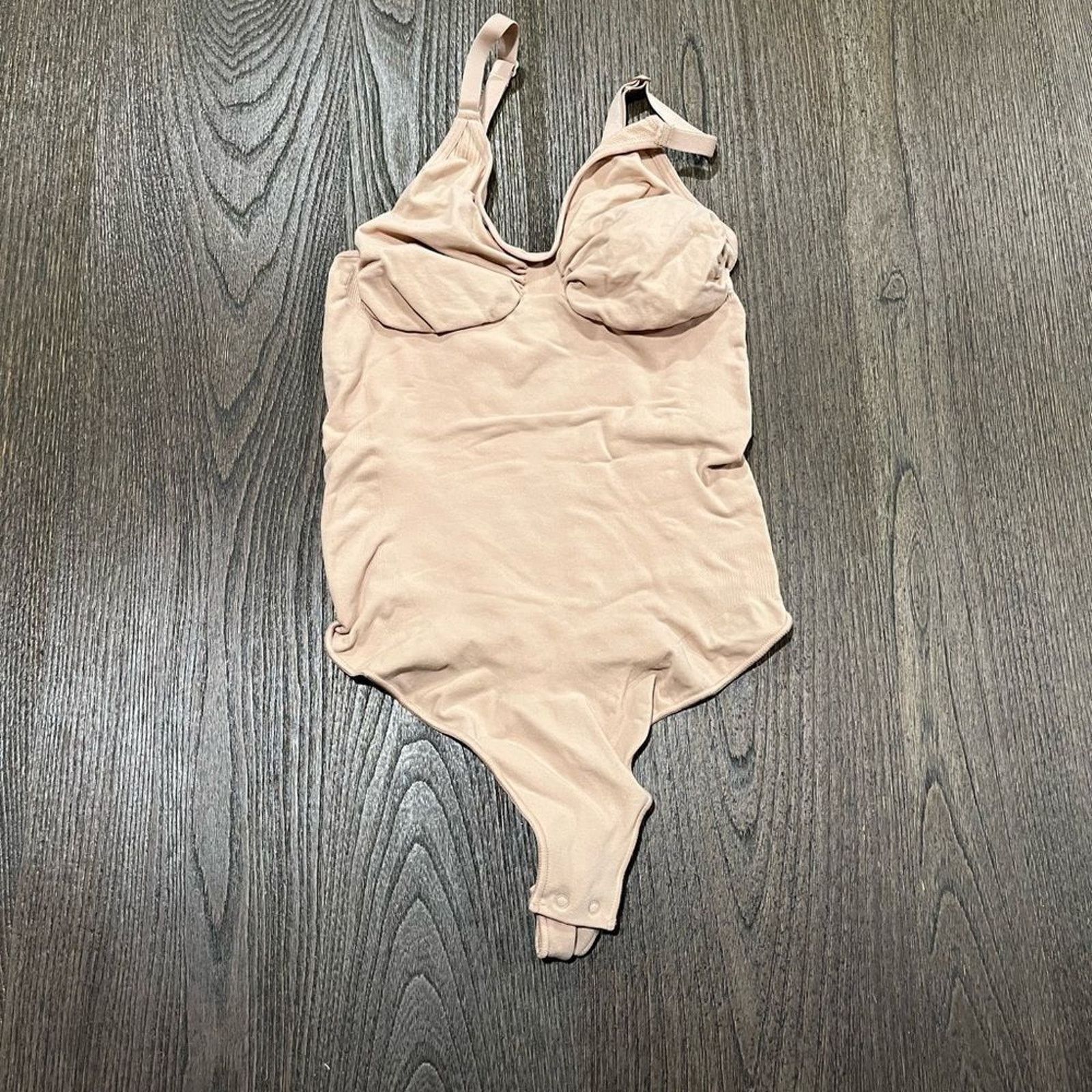 SKIMS NWOT Skims Sculpting Thong Bodysuit - Size 2X/3X Size ONE SIZE - 1 Thumbnail