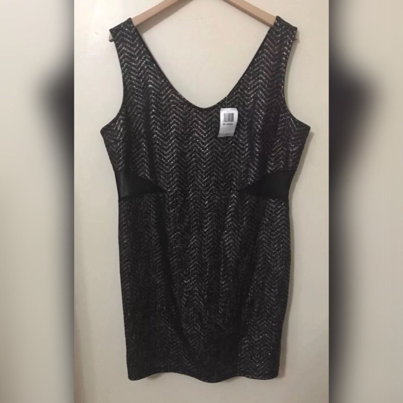 Other NWT Soprano Metallic Chevron Bodycon Dress Size XXL / US 16-18 / IT 52-54 - 4 Thumbnail