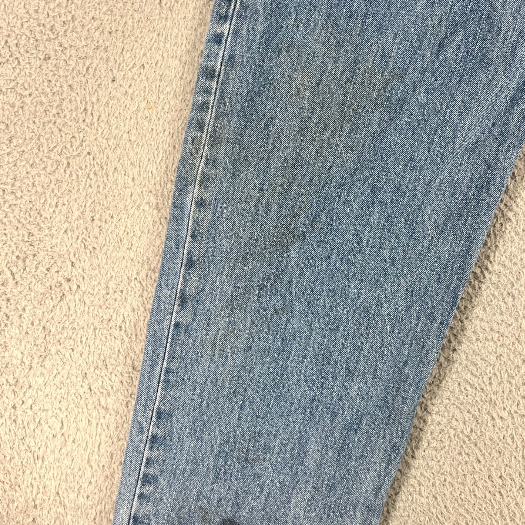 Levi's VINTAGE Levi's 550 Relaxed Fit Jeans Mens 36x30 Blue Denim Distressed Classic 80s Size US 36 / EU 52 - 2 Thumbnail
