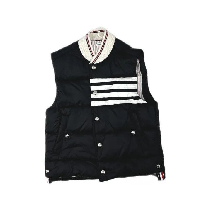 Thom Browne Thom Browne Black Striped Vest for Men -2507 Size US S / EU 44-46 / 1 - 8 Thumbnail