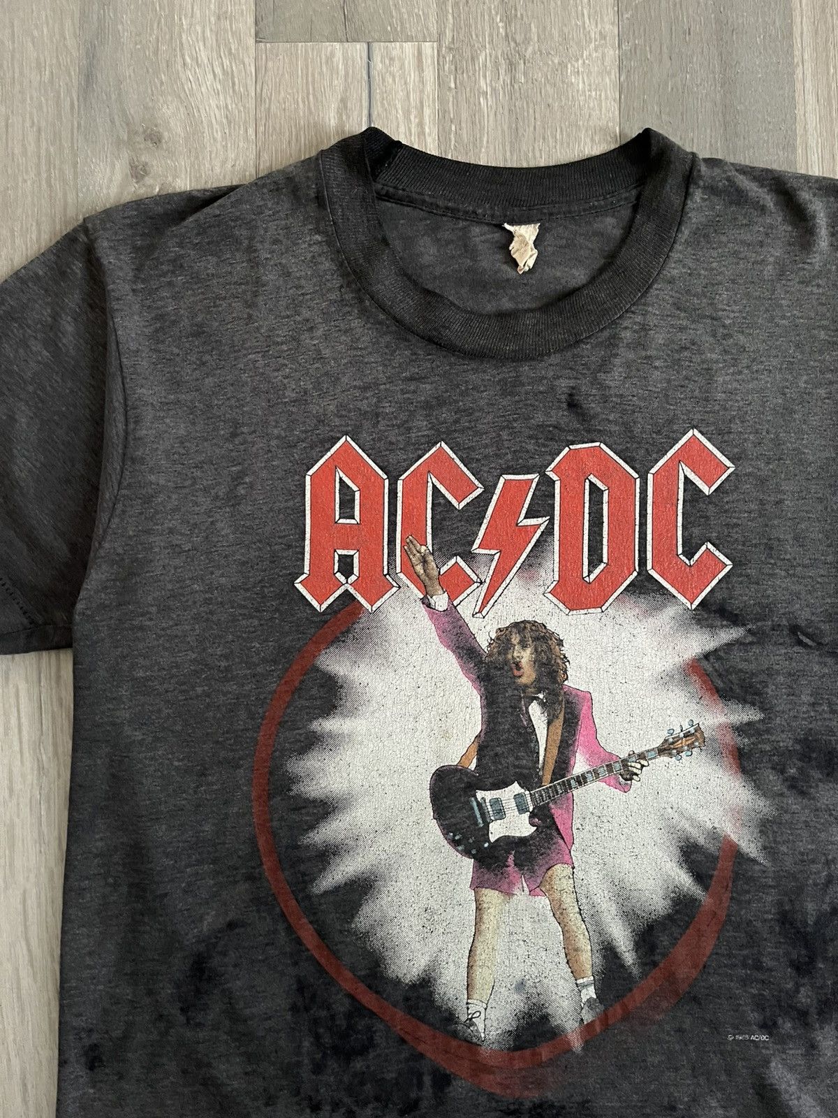 AC/DC PAPER THIN 1988 AC/DC World Tour Tee Size US M / EU 48-50 / 2 - 3 Thumbnail