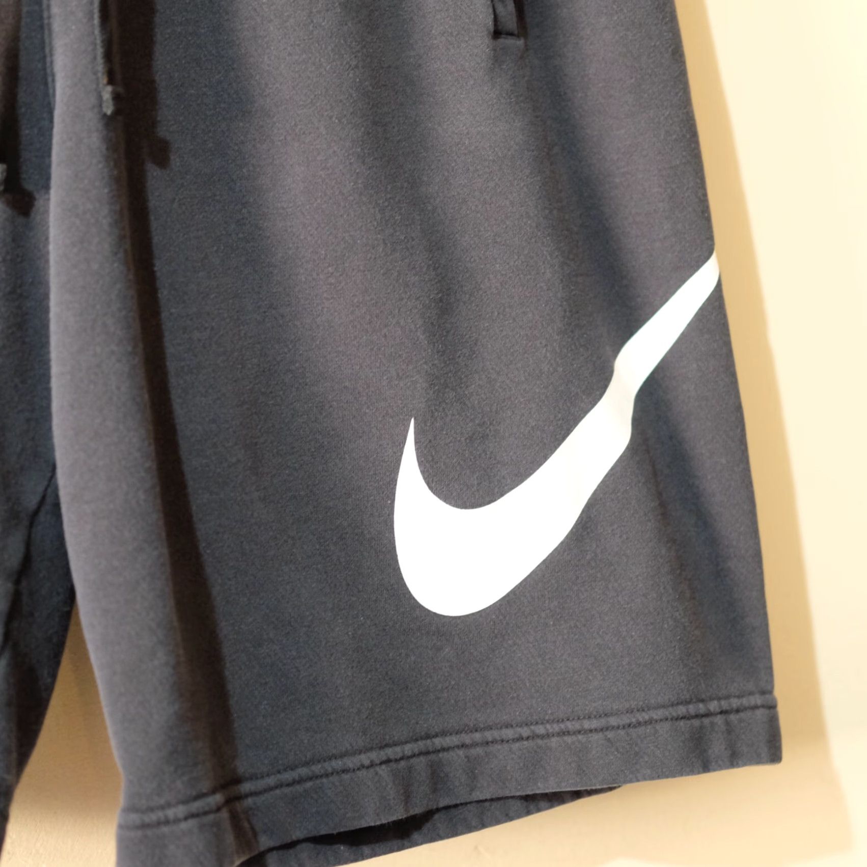 Nike Nike Sweatshorts Black Large Logo Drawstring Men's L Size ONE SIZE - 4 Thumbnail