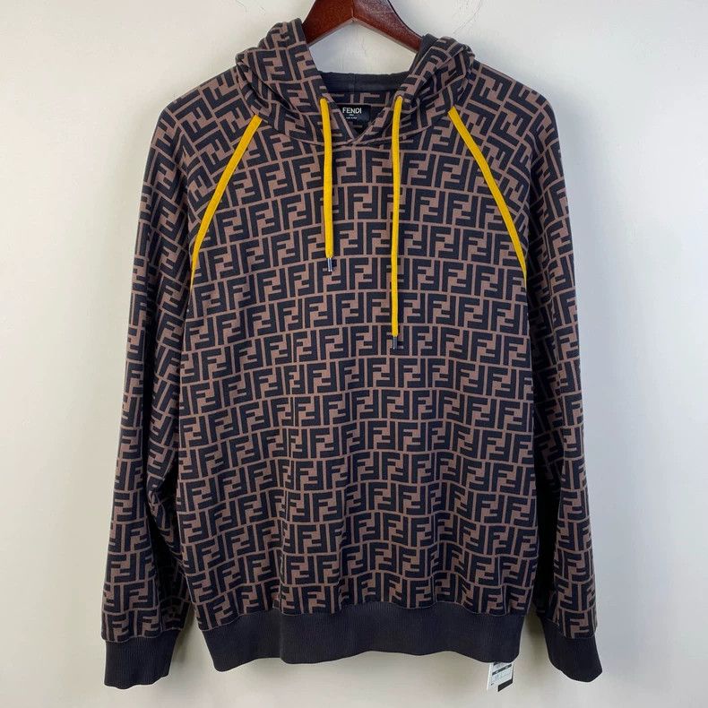 Fendi Fendi Monogram Print Hoodie Size L - dmc Size US L / EU 52-54 / 3 - 1 Thumbnail