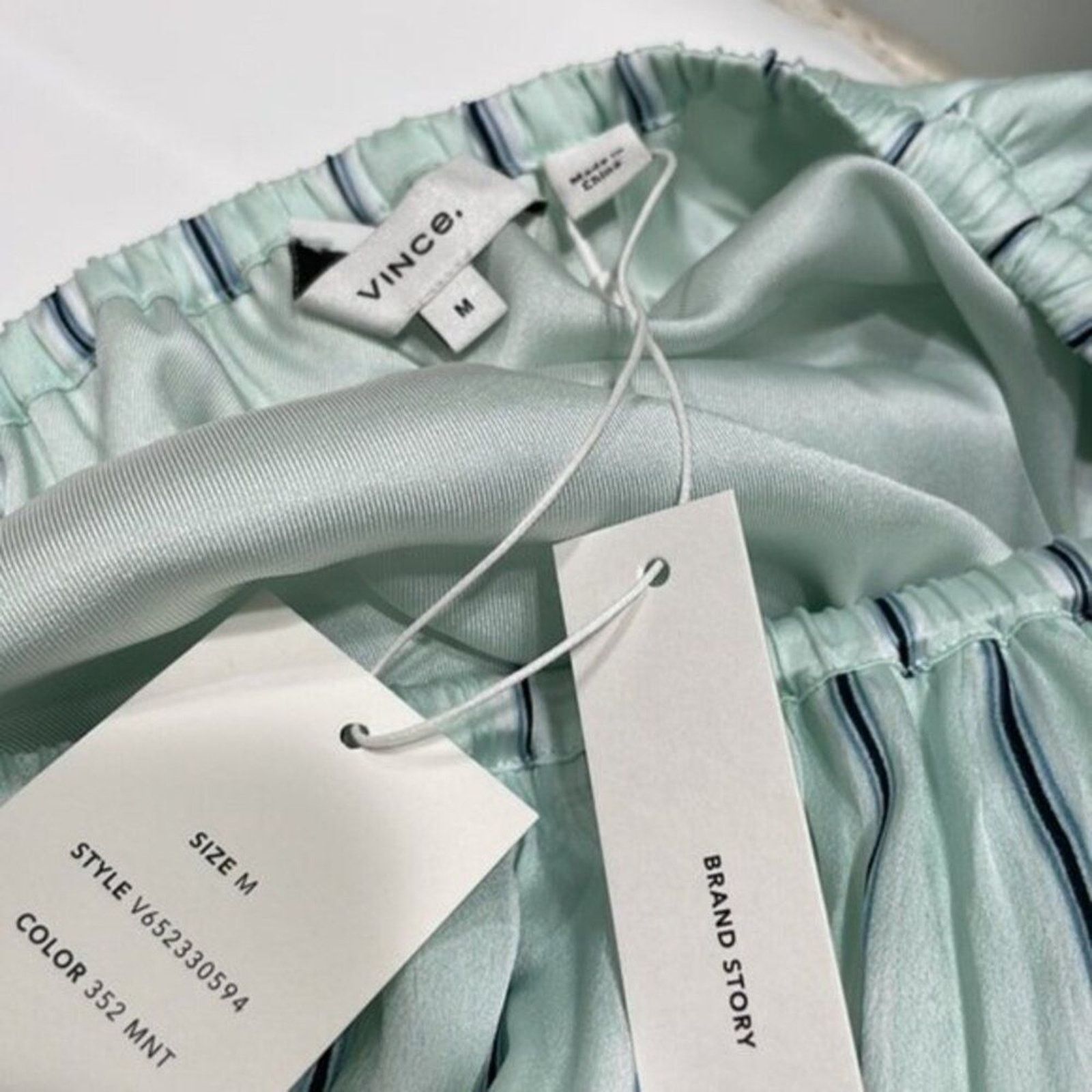 Vince Vince Mint Stripe Gauze Panel Skirt Green M Size 30" / US 8 / IT 44 - 10 Thumbnail