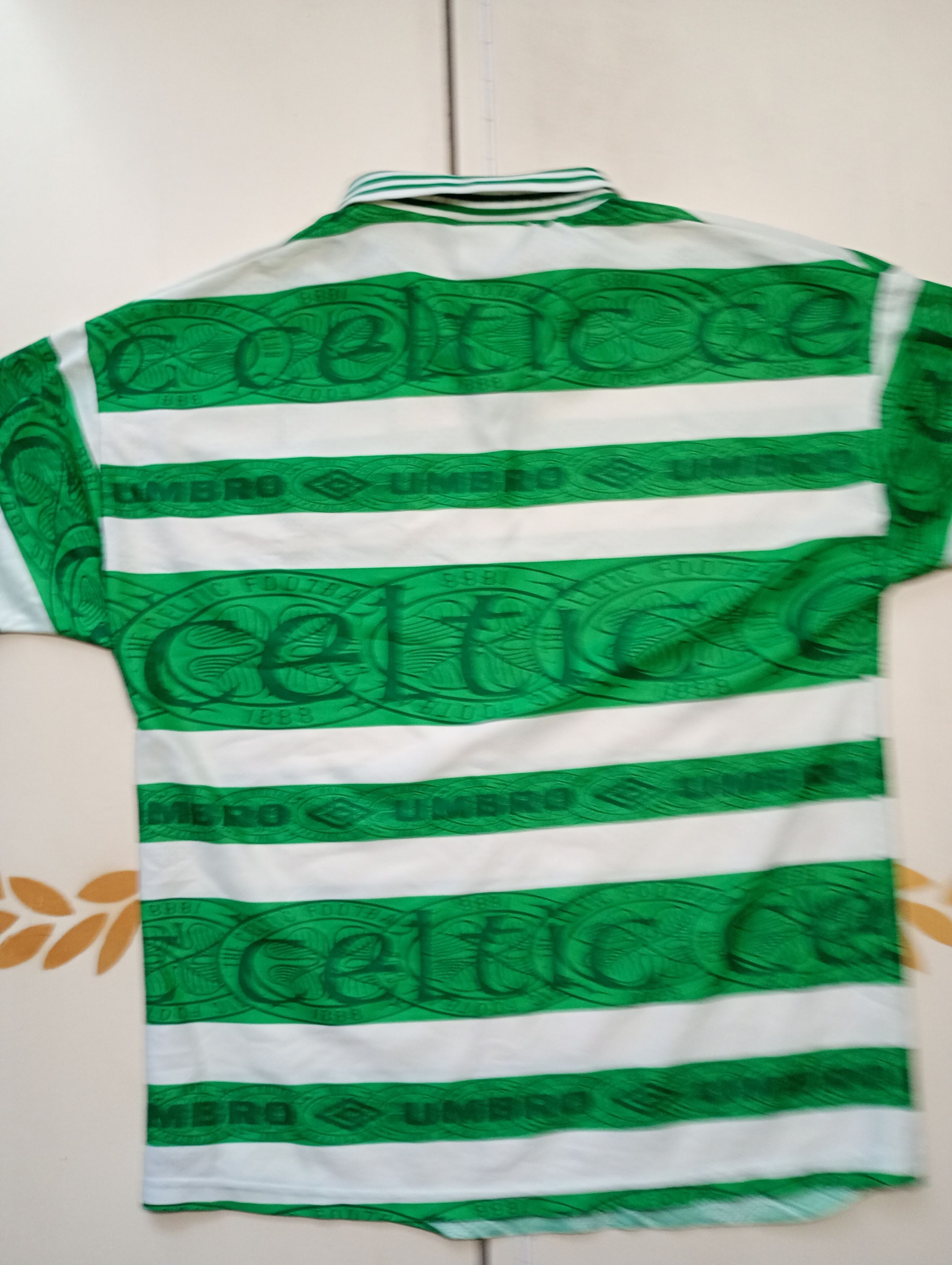 Umbro Umbro Celtic FC Home Jersey 1995-1997 Size US L / EU 52-54 / 3 - 17 Thumbnail