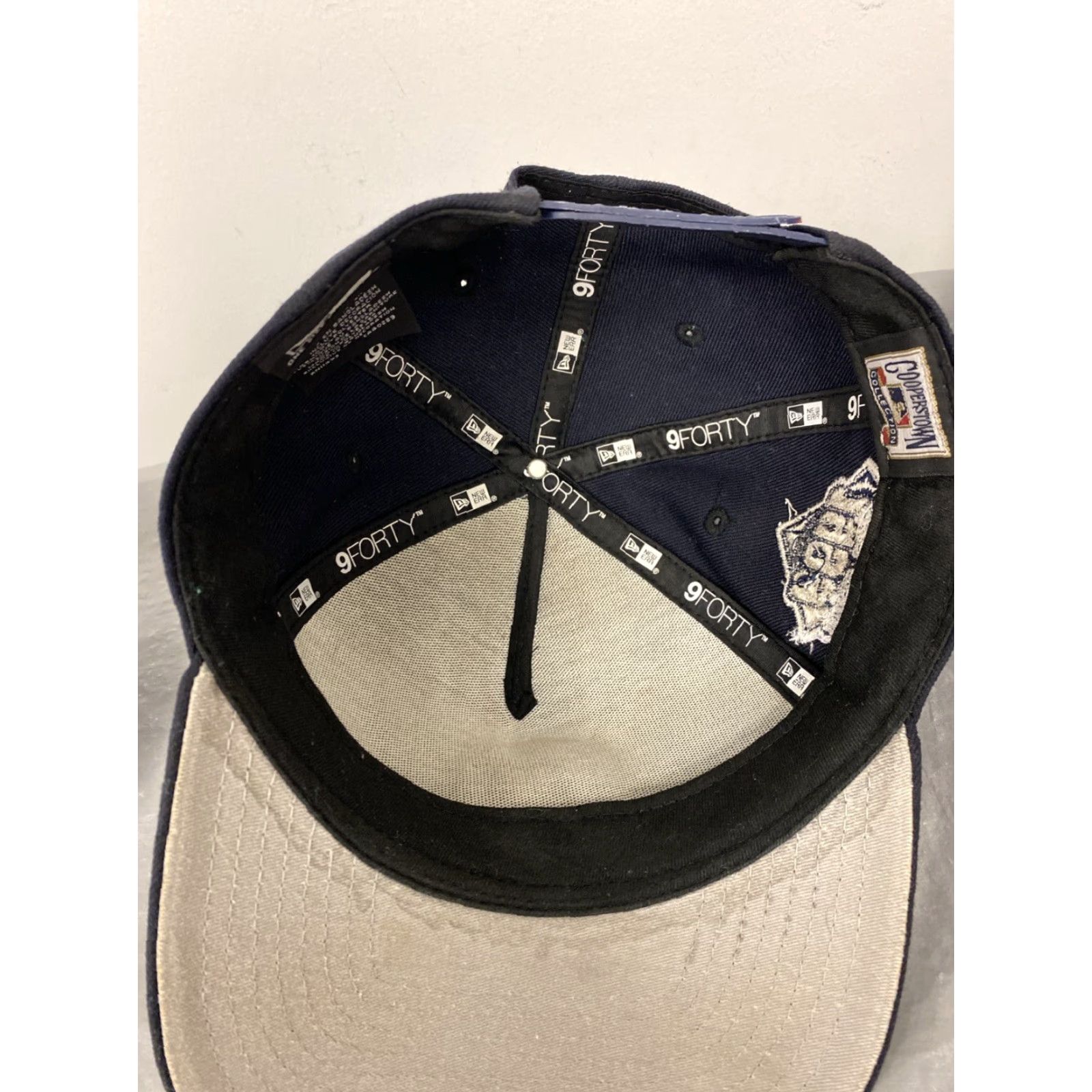 New Era VINTAGE New Era Yankees 1999 World Series MLB Snapback Cap Men One Size Blue Cotton Canvas Sports Size ONE SIZE - 7 Thumbnail