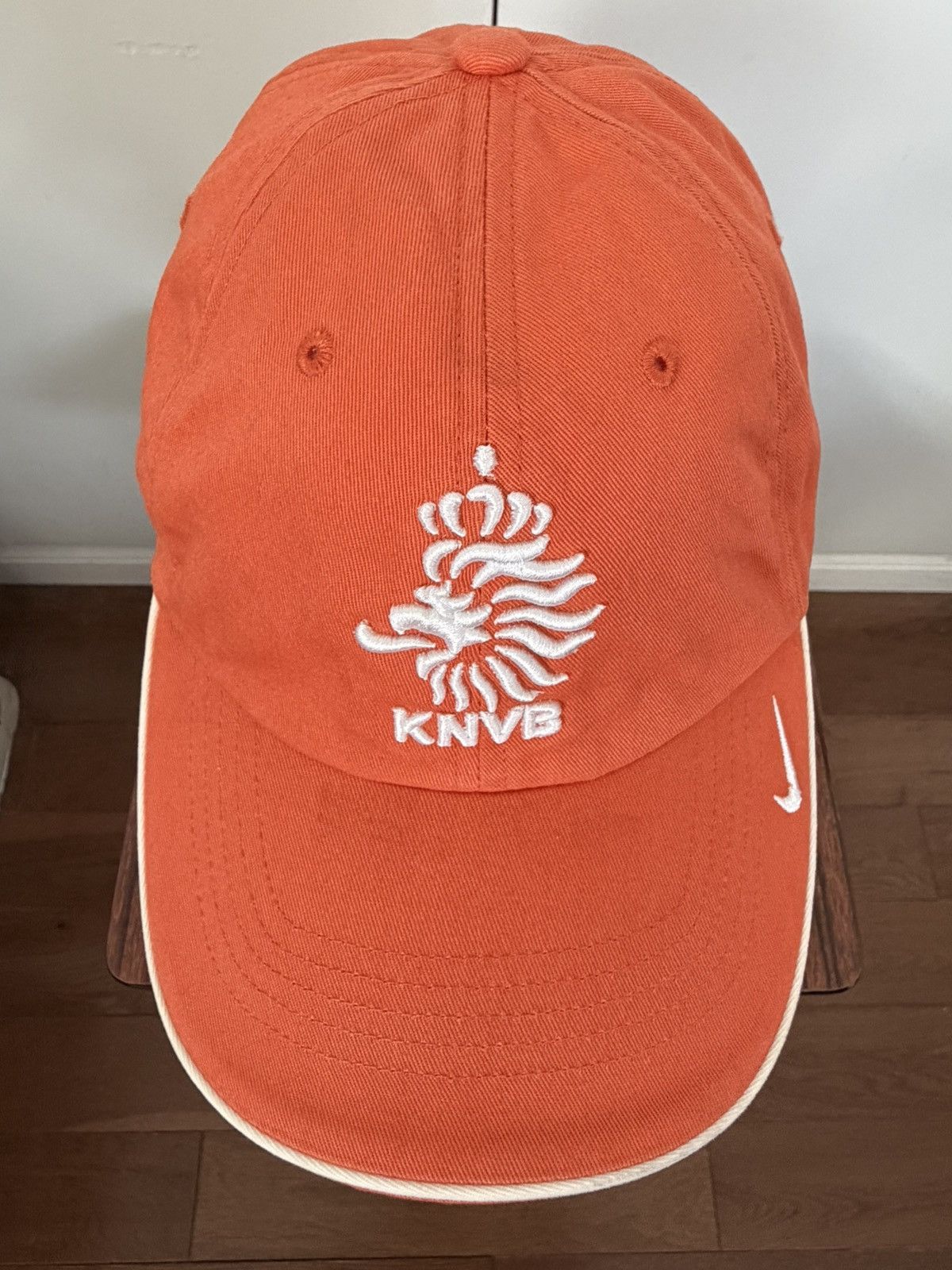 Nike NIKE KNVB HOLLAND NETHERLANDS TEAM HAT CAP SOCCER VINTAGE Size ONE SIZE - 4 Thumbnail