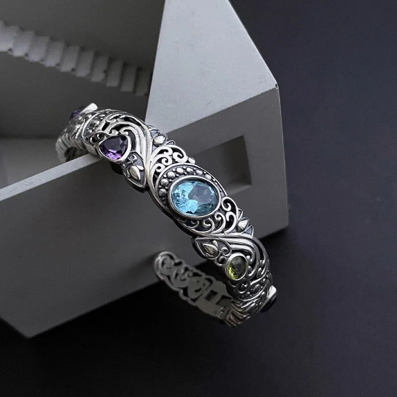 Jewelry Hollow Carved Bracelet Size ONE SIZE - 1 Thumbnail