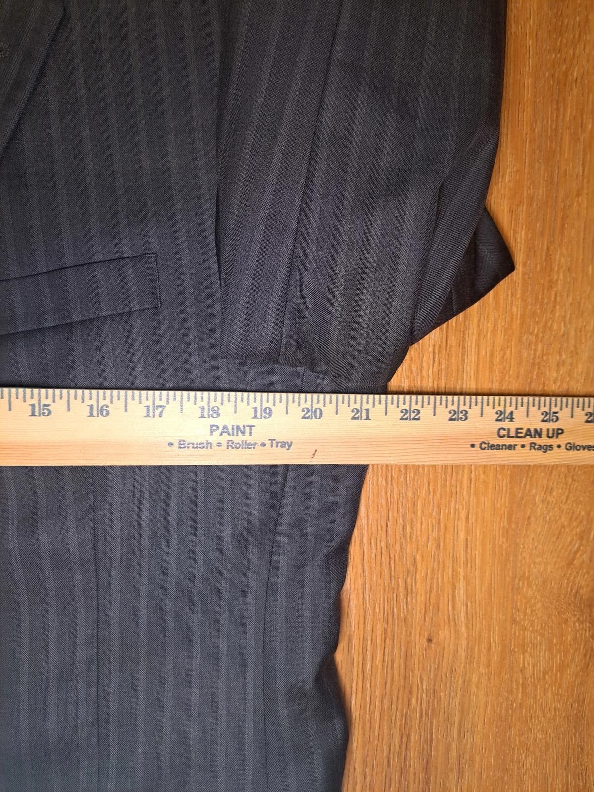 Jos. A. Bank Jos A Bank 2 Piece Suit 41R 34x29 Gray Striped Silk Wool Size 40R - 11 Thumbnail