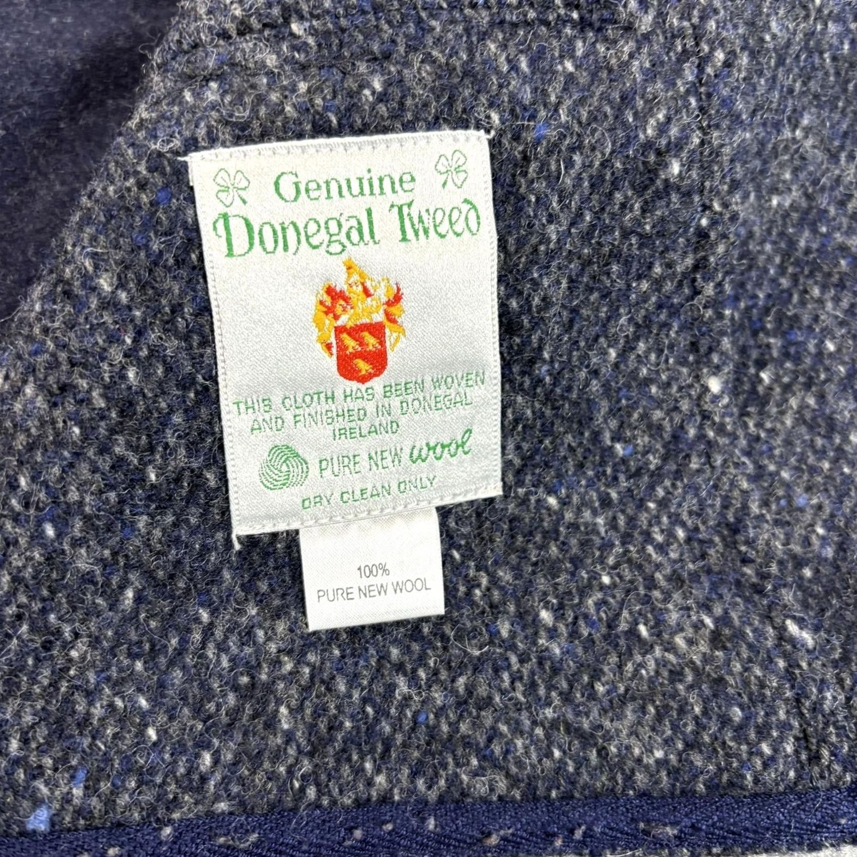 Vintage VINTAGE? No. Final: Jimmy Hourihan Vest Wool Tweed Ireland Donegal Navy Blue XS Mens Wool Vest with Pockets Front Button Closure Size US XS / EU 42 / 0 - 4 Thumbnail