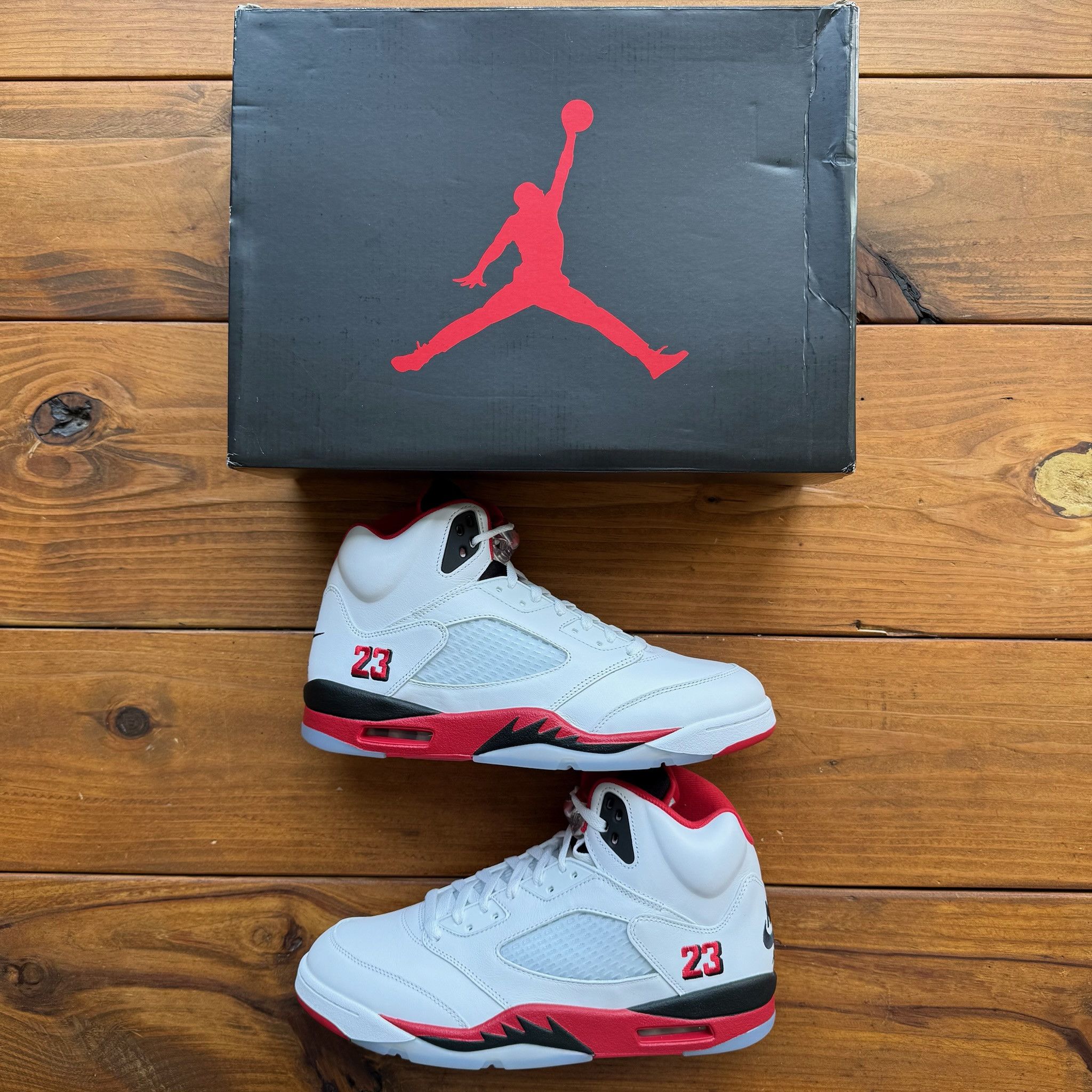 Jordan Brand Size 13 - Jordan 5 Retro 'Fire Red' 2025 - HQ7978-101 Size US 13 / EU 46 - 1 Thumbnail
