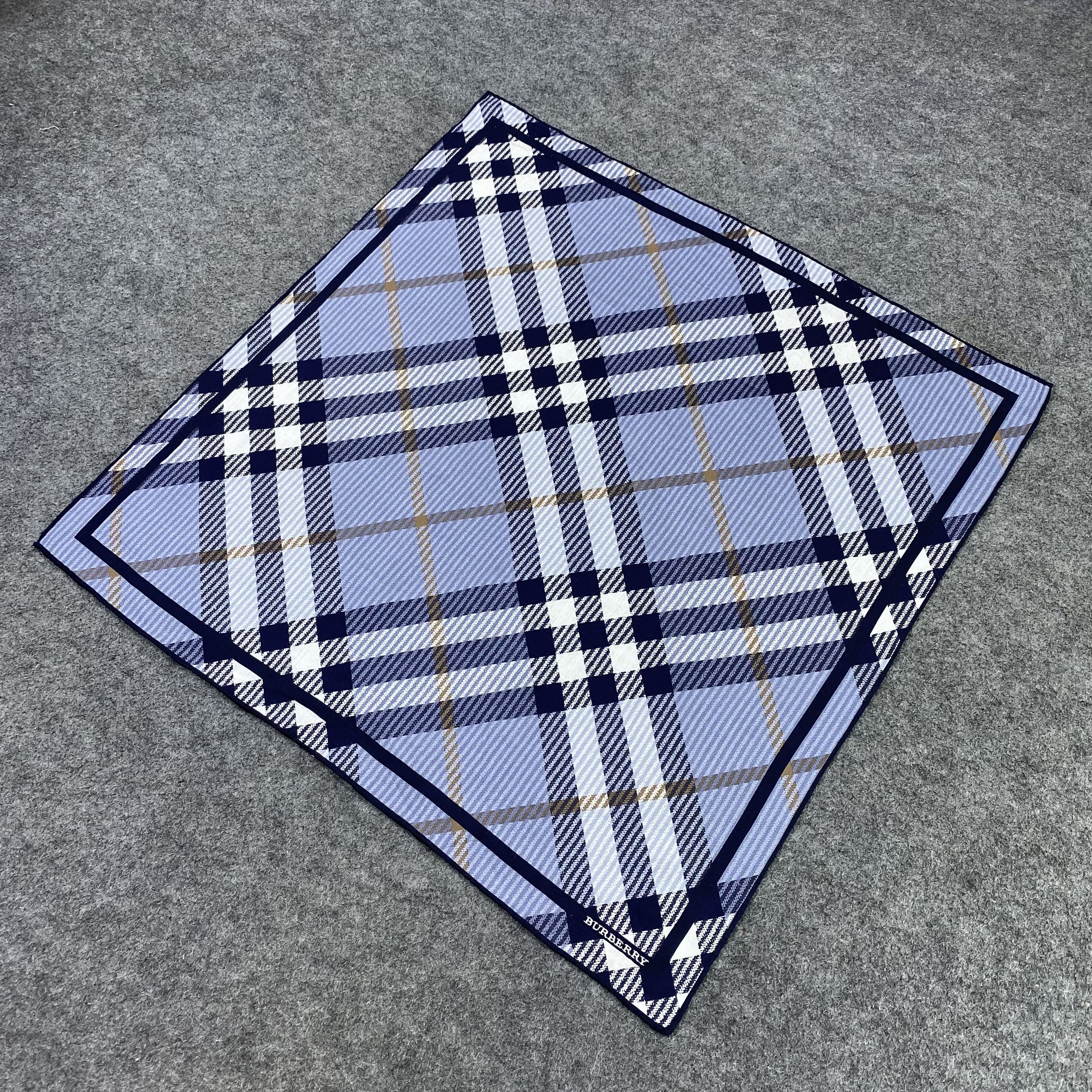 Burberry Burberry Handkerchief Neckerchief Bandana-B1930 Size ONE SIZE - 4 Thumbnail