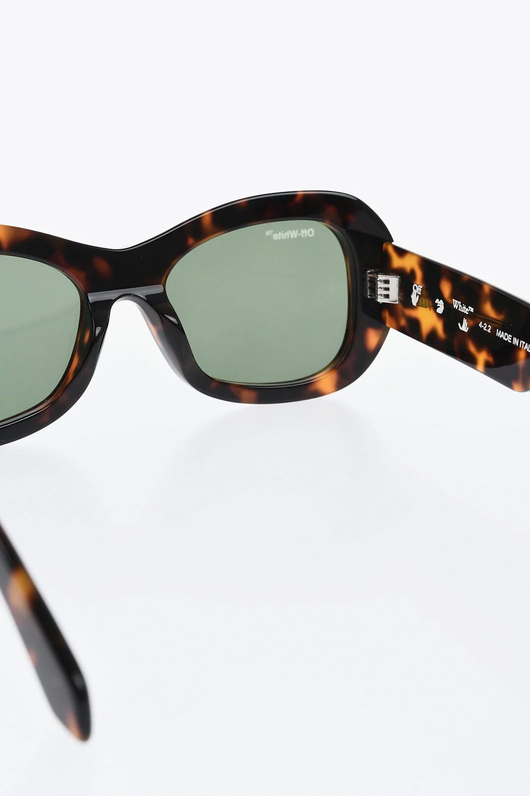 Off-White og1mm0426 Size: OS / Butterfly Sunglasses in Brown Size ONE SIZE - 3 Thumbnail