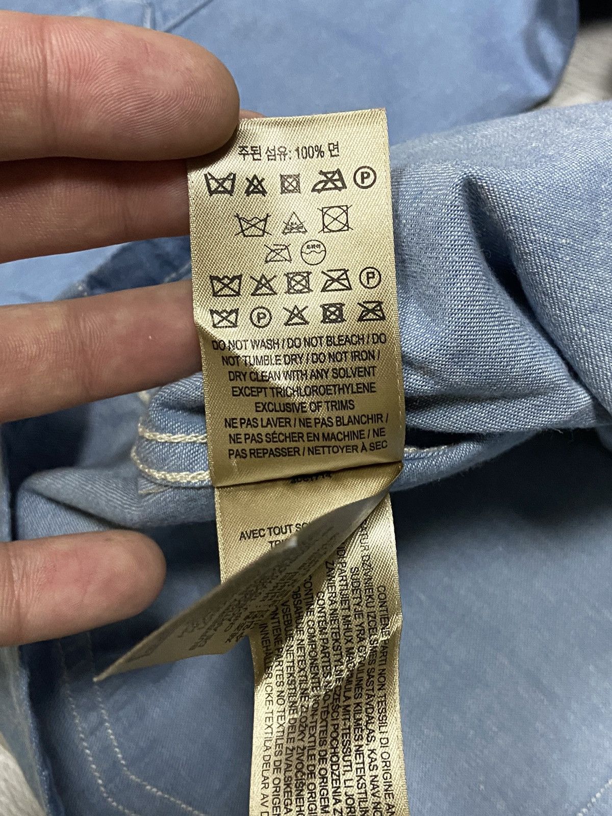 Burberry Burberry London England multipocket shirt buttons Size US M / EU 48-50 / 2 - 8 Thumbnail