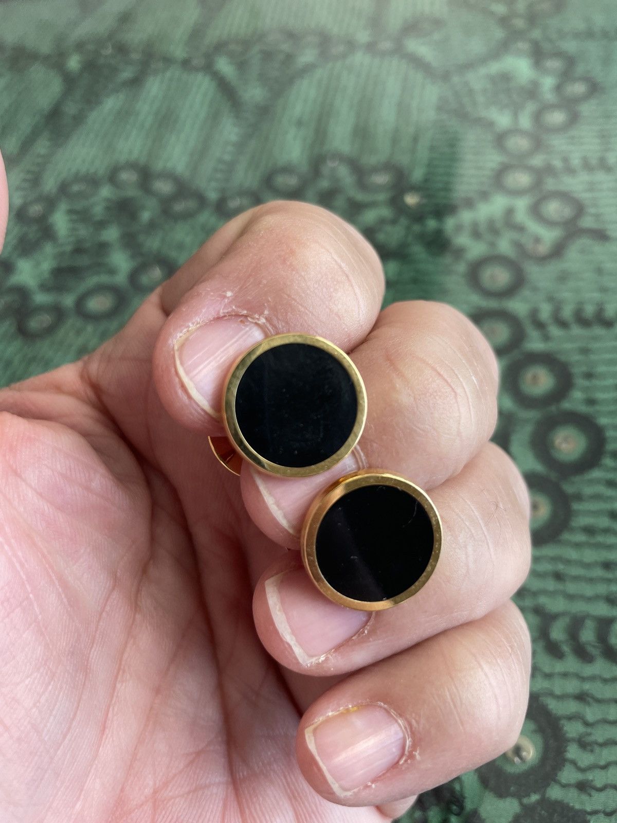Vintage Blk Onyx Gold tone cuff links Size ONE SIZE - 3 Thumbnail