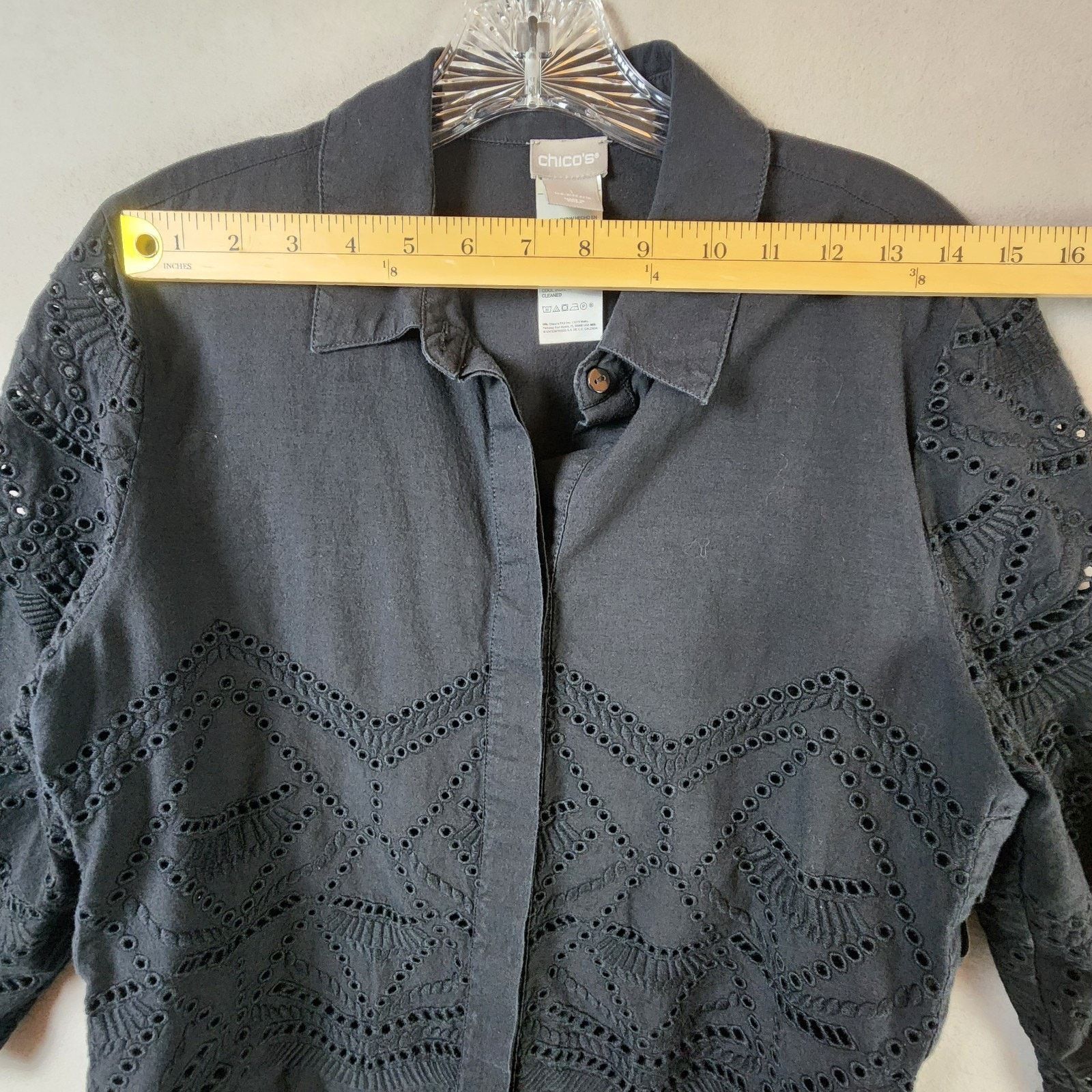 Chicos Chico’s Eyelet Embroidered Blouse Women Size 8/10 Black Size M / US 6-8 / IT 42-44 - 4 Thumbnail