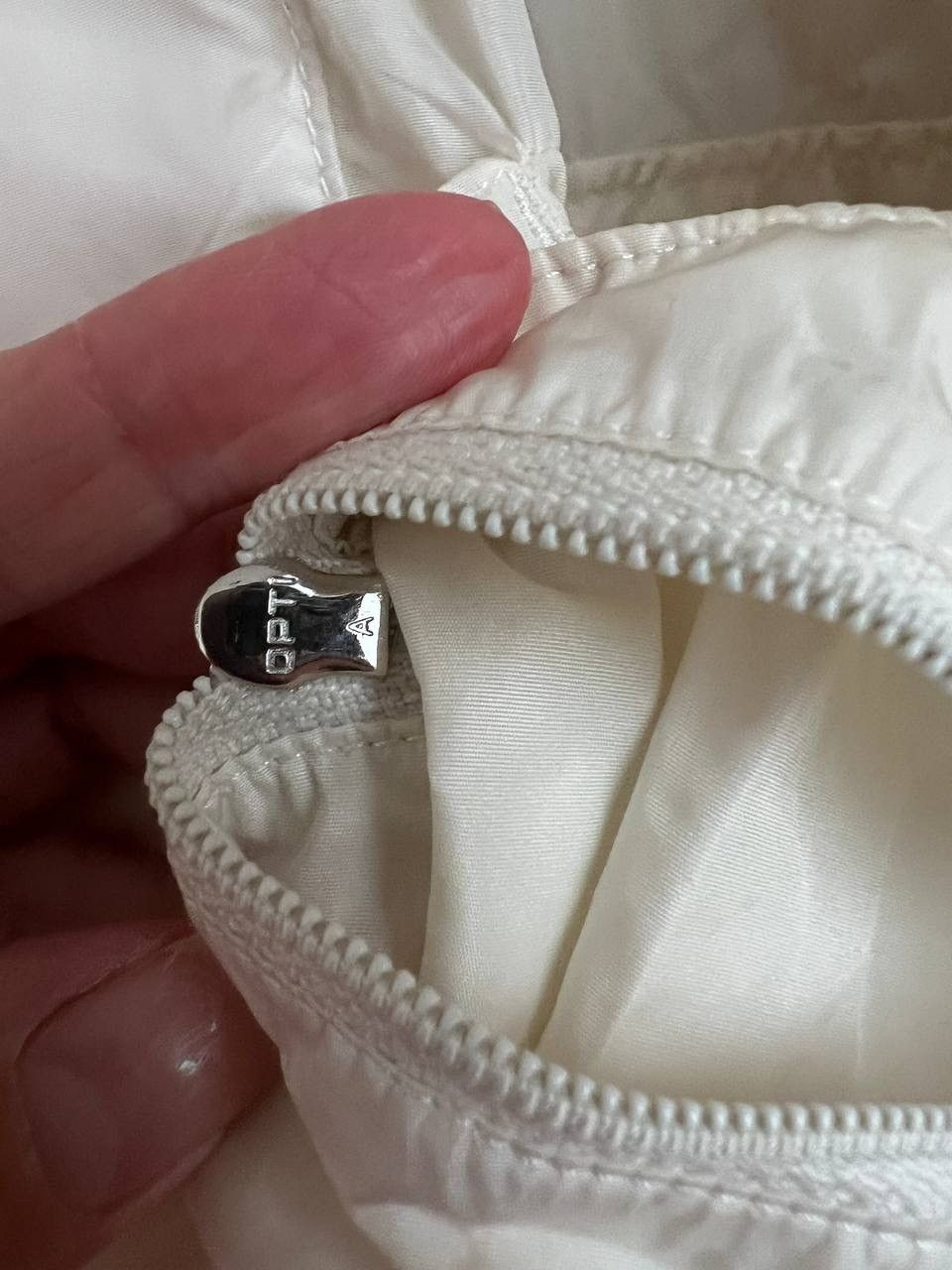 Prada Women's Prada logo jacket Size S / US 4 / IT 40 - 8 Thumbnail
