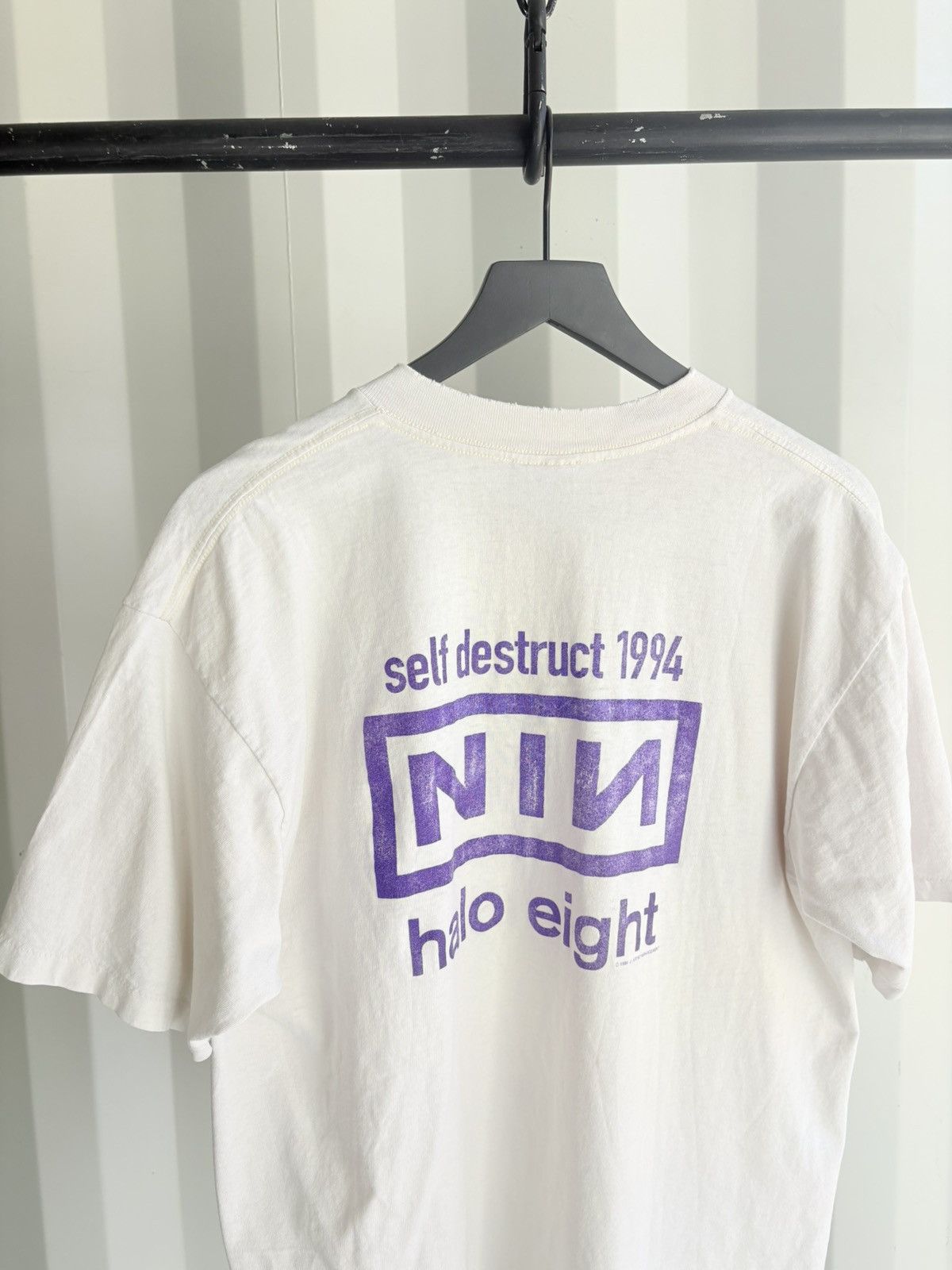 Band Tees Nine Inch Nails Halo Eight Sun Faded Distressed ERD GRUNGE Size US XL / EU 56 / 4 - 5 Thumbnail