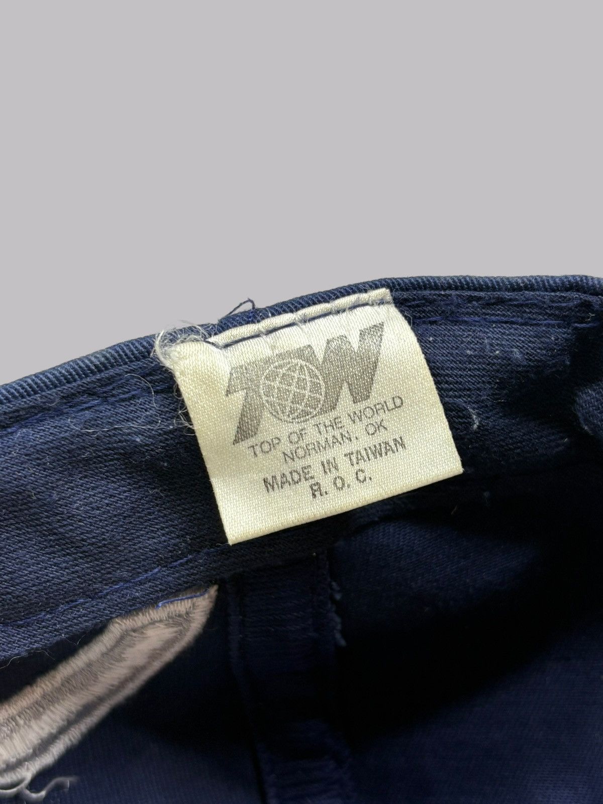 Top Of The World Vintage 90s Hoyas Georgetown Baseball Cap Top Of The World Size ONE SIZE - 10 Thumbnail