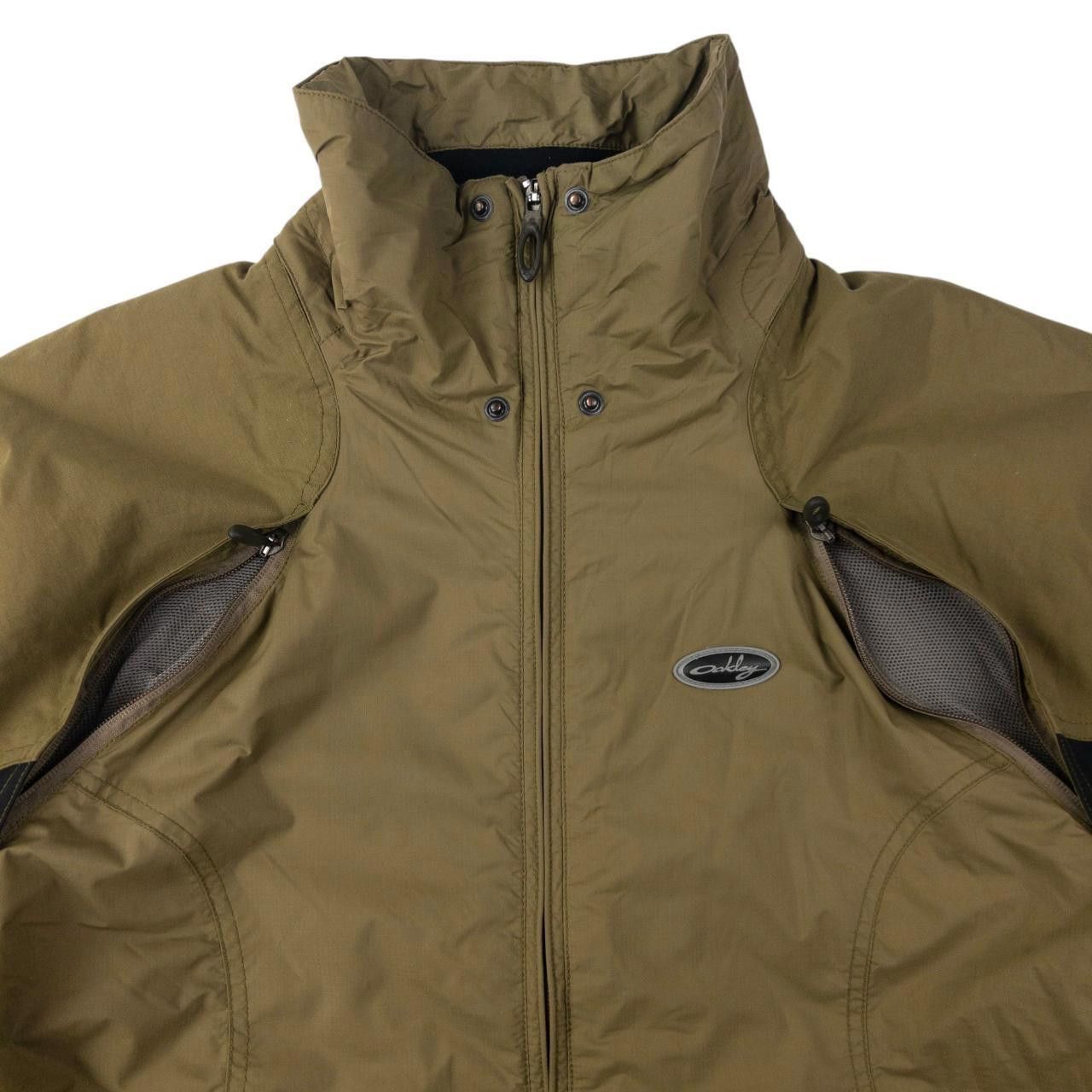 Oakley Vintage Oakley Nitro Fuel Snowboarding Jacket Size M Size US M / EU 48-50 / 2 - 3 Thumbnail