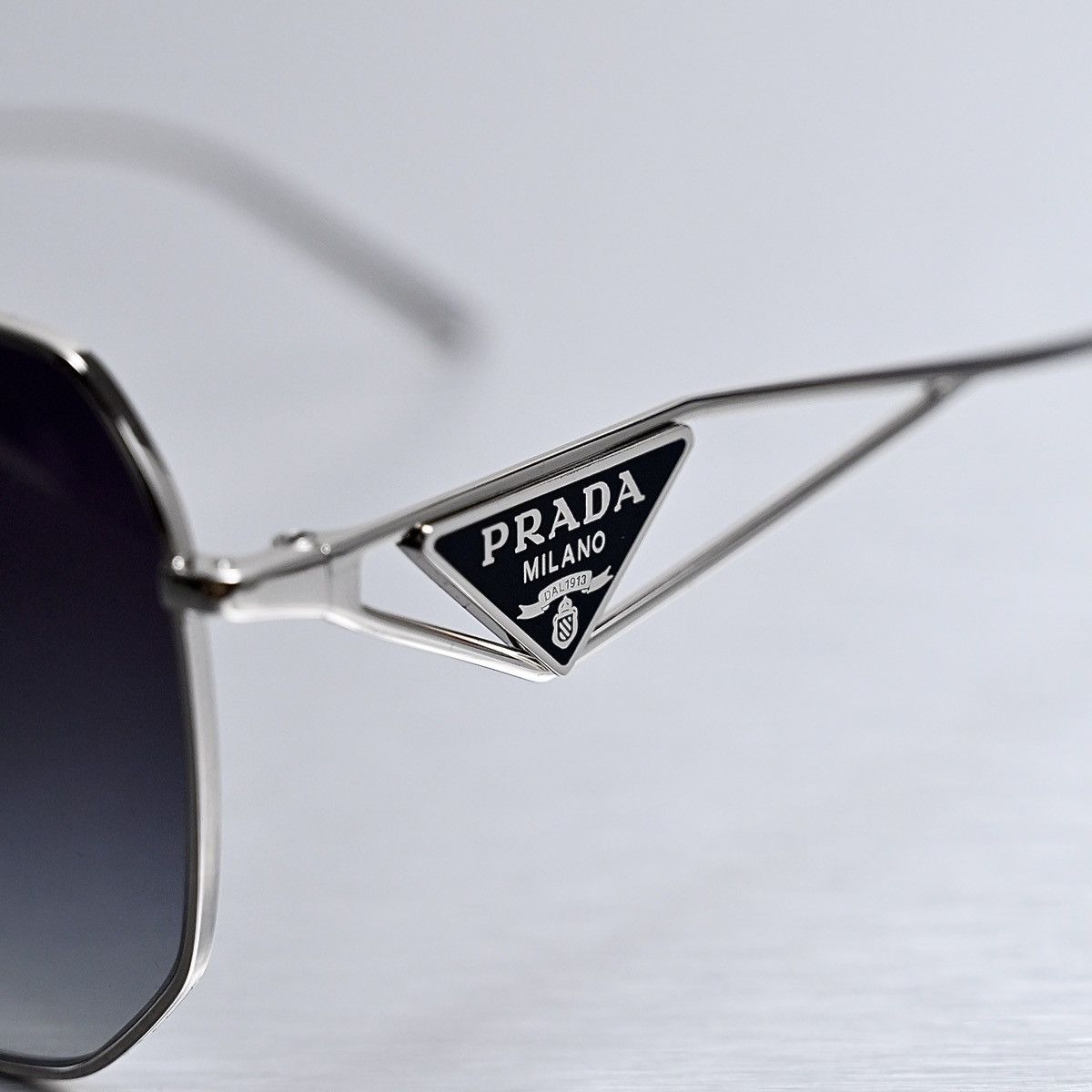 Prada PRADA 0PR 57YS SUNGLASSES Size ONE SIZE - 3 Thumbnail