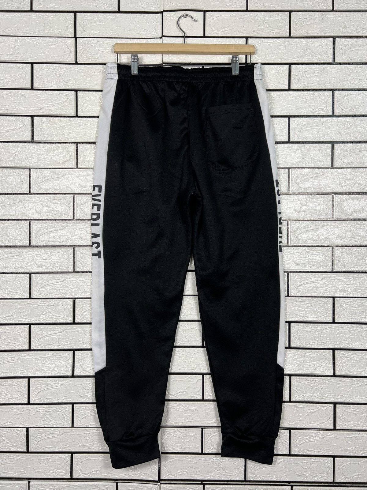 Everlast EVERLAST Big Logo Track Pants #4241-C193 Size US 31 - 14 Thumbnail
