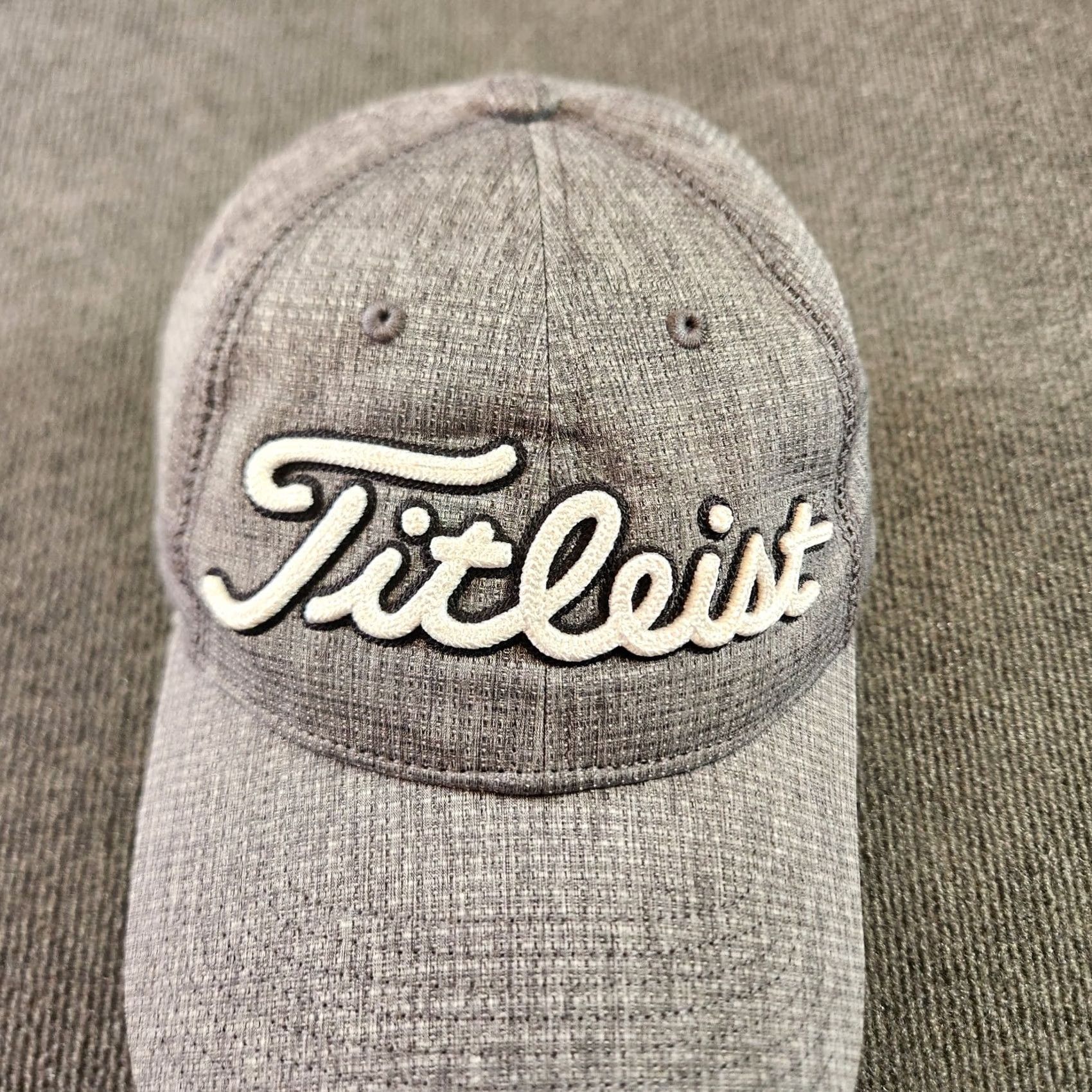 Titleist Titleist Golf Hat Men Strapback Adjustable Vented Performance Gray Tour Size ONE SIZE - 2 Thumbnail