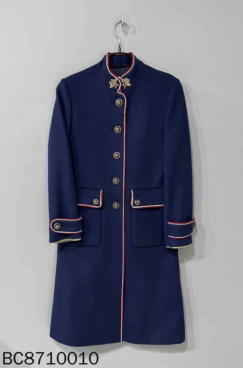 Gucci Gucci Classic double G button little bee coat 2504-Nextarro Size XS / US 0-2 / IT 36-38 - 1 Thumbnail
