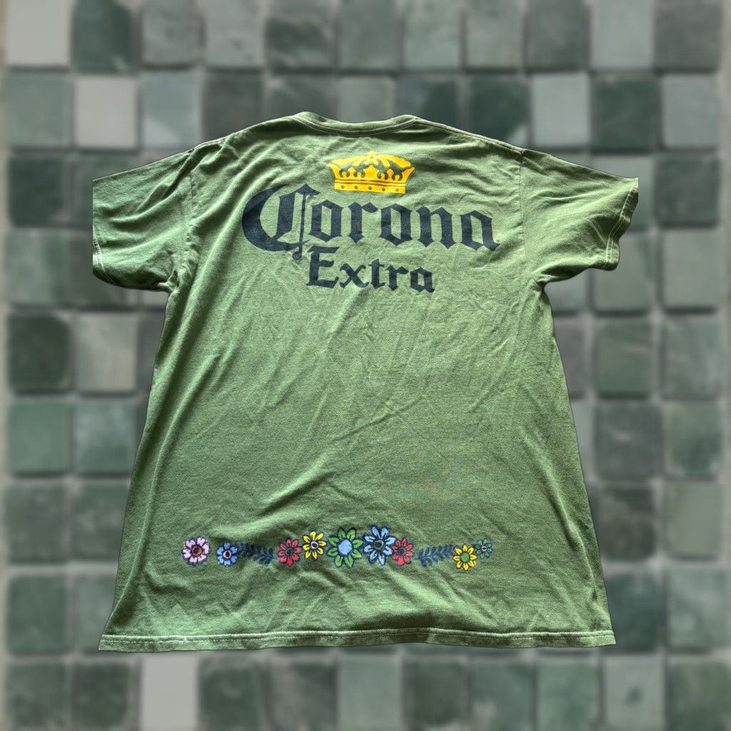 Logo 7 Corona Extra T Shirt Womens Large Logo Graphic Beer Green Floral Short Sleeve Size S / US 4 / IT 40 - 1 Thumbnail