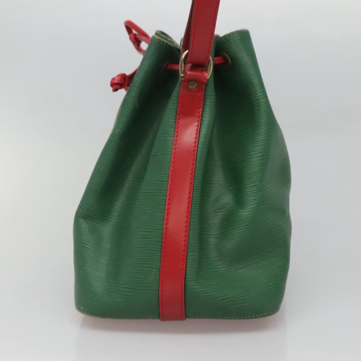 Louis Vuitton LOUIS VUITTON Epi Petit Noe Shoulder Bag Bicolor Green Red Size ONE SIZE - 4 Thumbnail