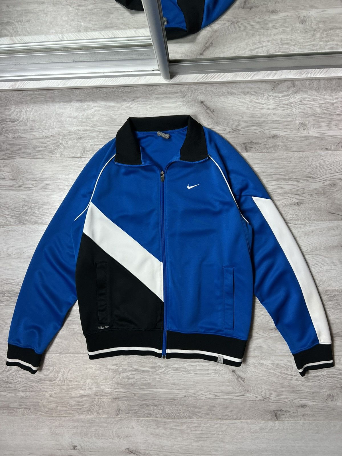 Nike Rare Vintage Nike Tennis Court Track Suit Jacket And Pants Size US M / EU 48-50 / 2 - 2 Thumbnail