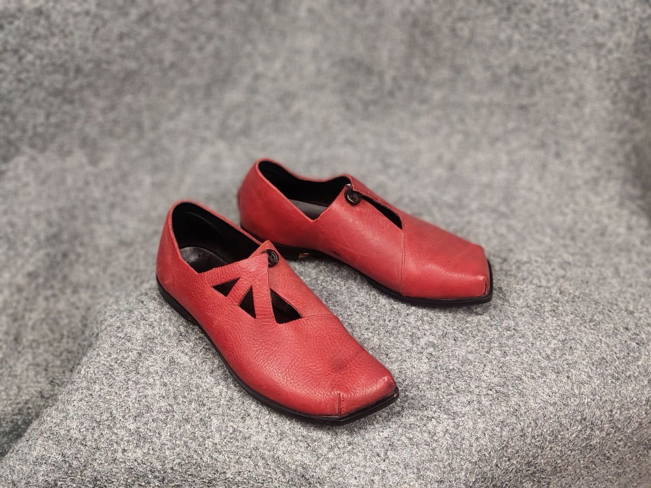 CYDWOQ Cydwoq Handmade Design Leather Sandals Shoes Custom Red Size US 7 / IT 37 - 16 Thumbnail