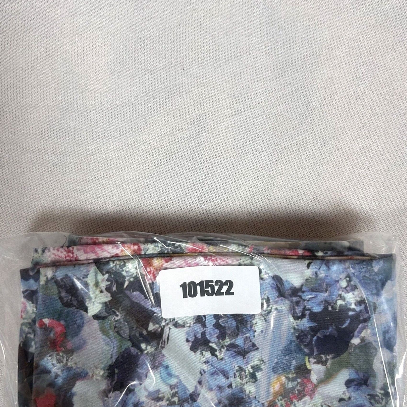 H&M H&M Lined Pencil Skirt Size 2 Floral 100% Polyester Colorful Professional Work Size 26" / US 2 / IT 38 - 8 Thumbnail