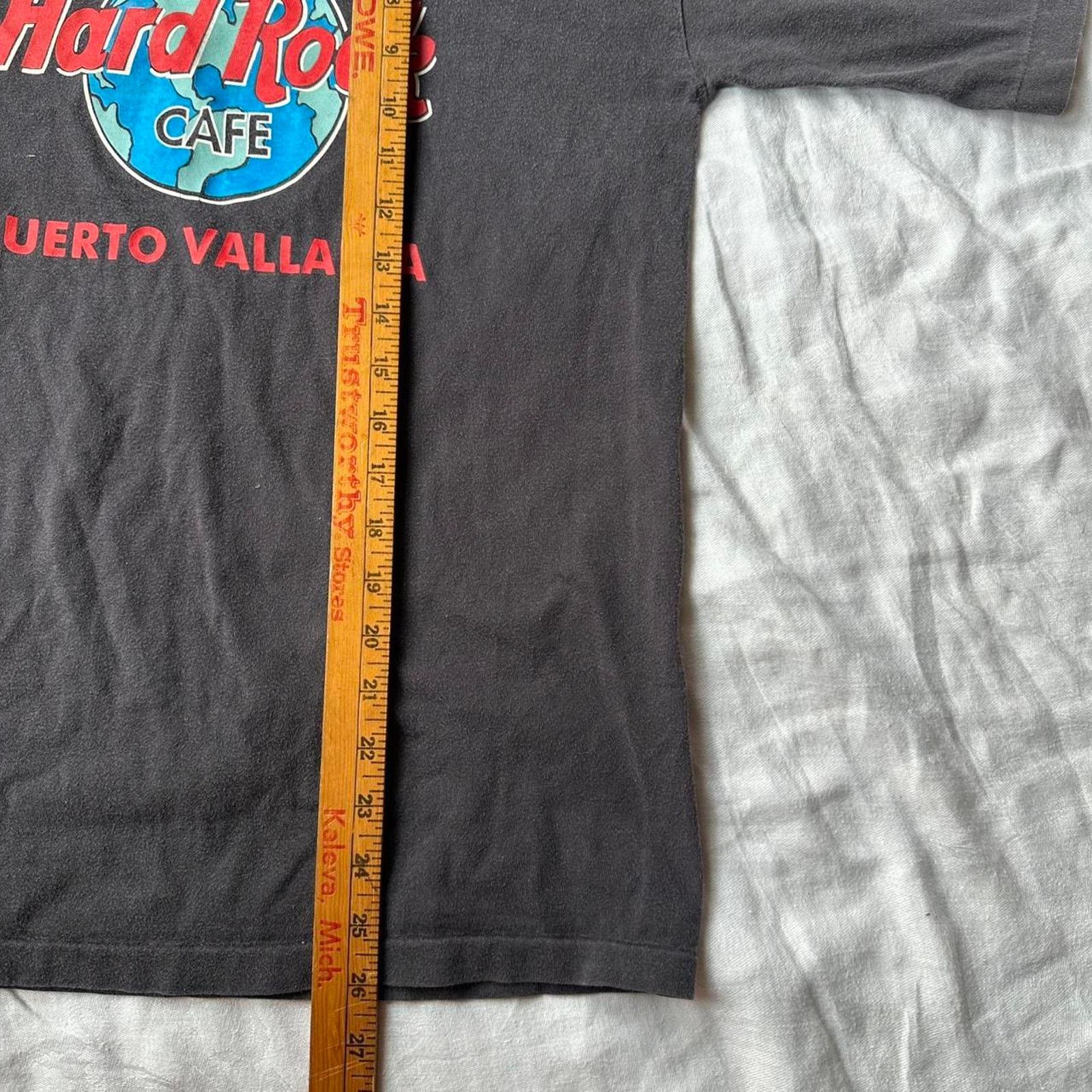 Vintage Vintage 80s black faded hard rock shirt Size US M / EU 48-50 / 2 - 6 Thumbnail