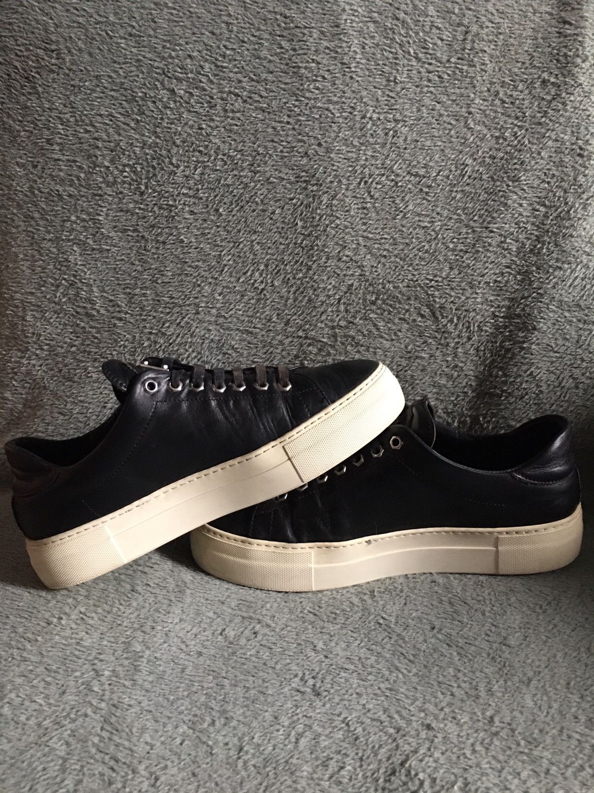 Philipp Plein Philipp Plein Black Leather Low-top Sneakers EU 41 Size US 8 / EU 41 - 9 Thumbnail