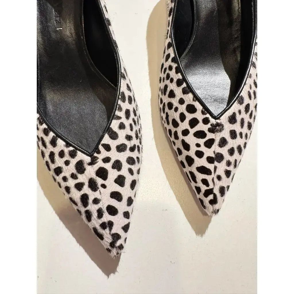 Max Mara Heels, Max Mara Size US 7 / IT 37 - 8 Thumbnail
