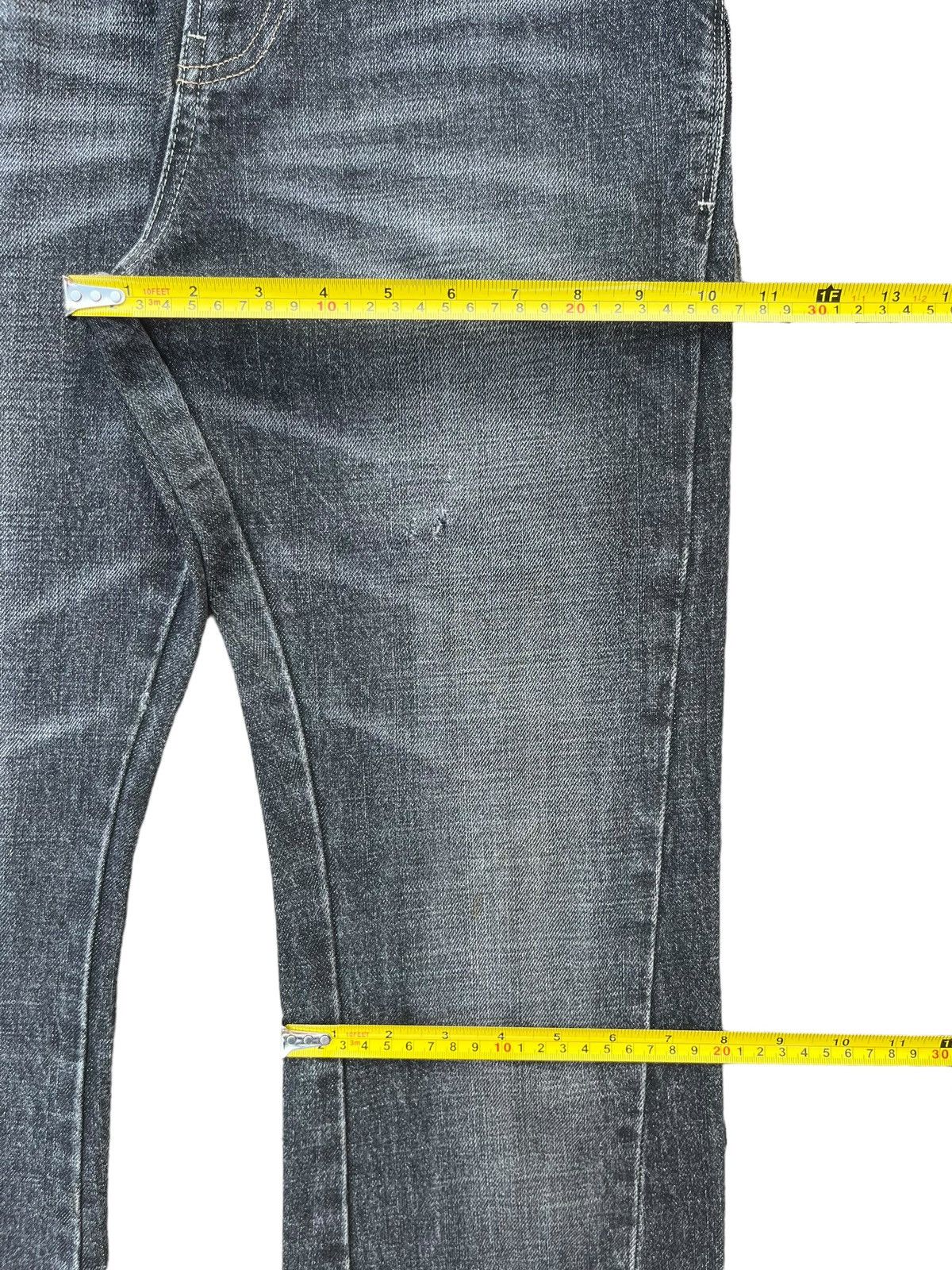 Japanese Brand × Jun Takahashi × Uniqlo Vintage Japanese Brand Multi Pocket Dojo Flared Faded Jeans Size US 28 / EU 44 - 12 Thumbnail