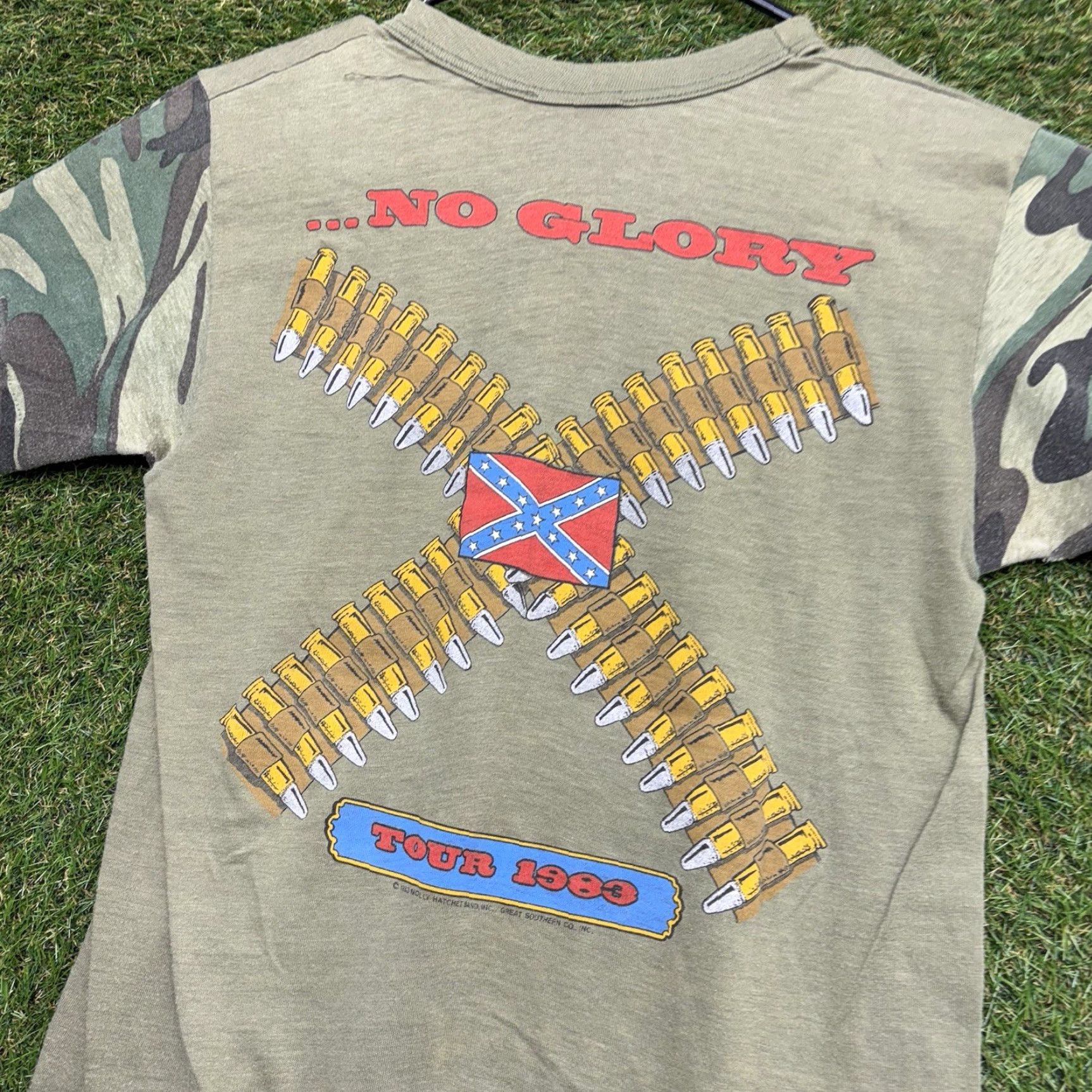 Vintage VINTAGE Molly Hatchet Shirt Mens Small 80s Southern Rock Concert Tee Green Graphic Double-Sided Size US S / EU 44-46 / 1 - 3 Thumbnail