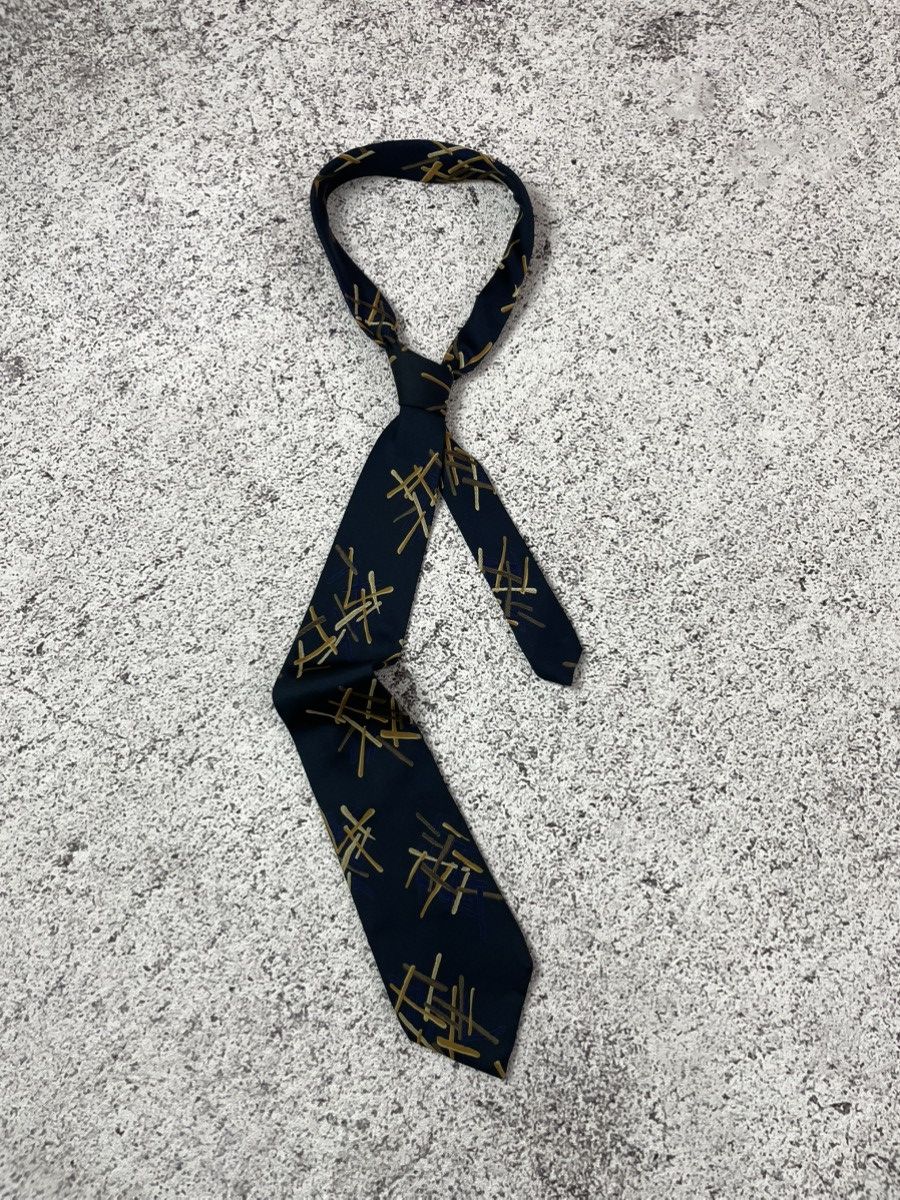 Issey Miyake ARCHIEVE ISSEY MIYAKE TIE ABSTRACT DESIGN JAPAN NECKTIE Size ONE SIZE - 1 Thumbnail