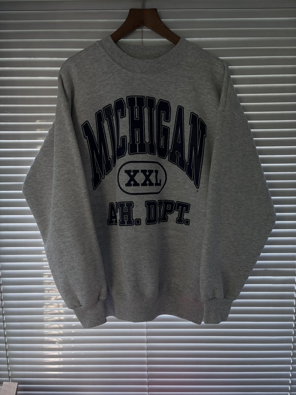 USA Olympics Vintage 90s Dodger Michigan Athletic Crewneck Sweatshirt USA Size US L / EU 52-54 / 3 - 1 Thumbnail