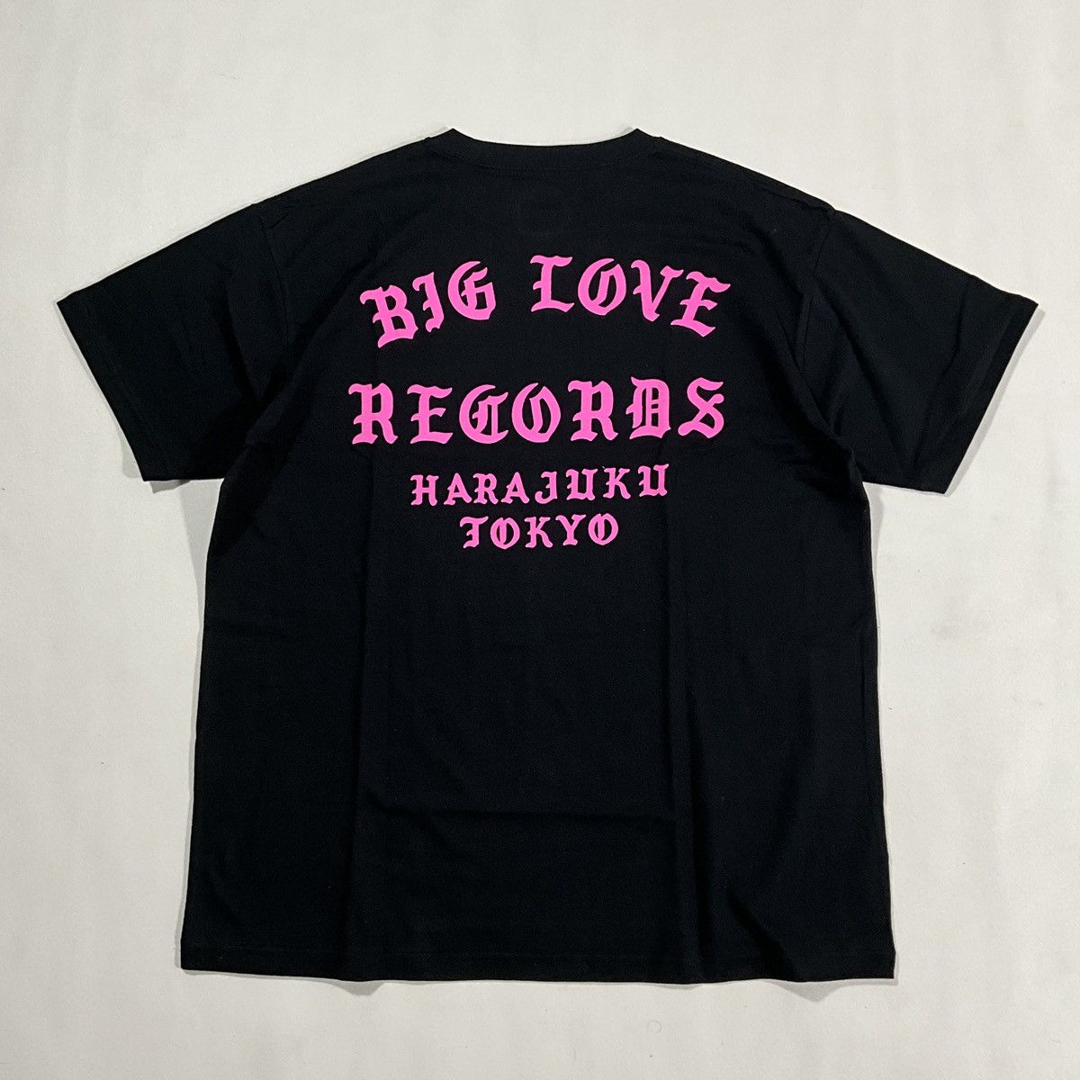 Band Tees BIG LOVE RECORDS HARAJUKU TOKYO CLASSIC TEE Size US XL / EU 56 / 4 - 1 Thumbnail