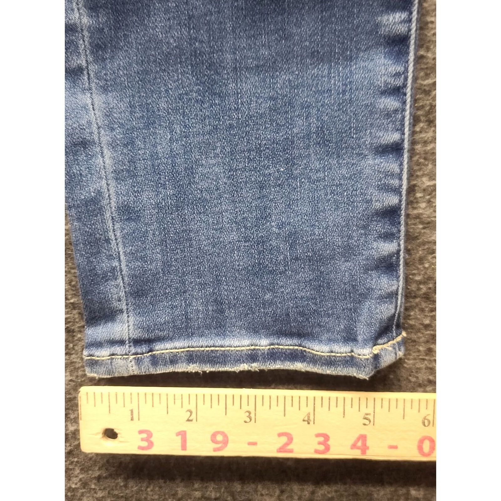 American Eagle Outfitters American Eagle Outfitters Jeans Womens 6 Tall 28x32 Skinny Fit Ankle Distressed Stretch Blue Denim 90s Womens Size 28" / US 6 / IT 42 - 6 Thumbnail