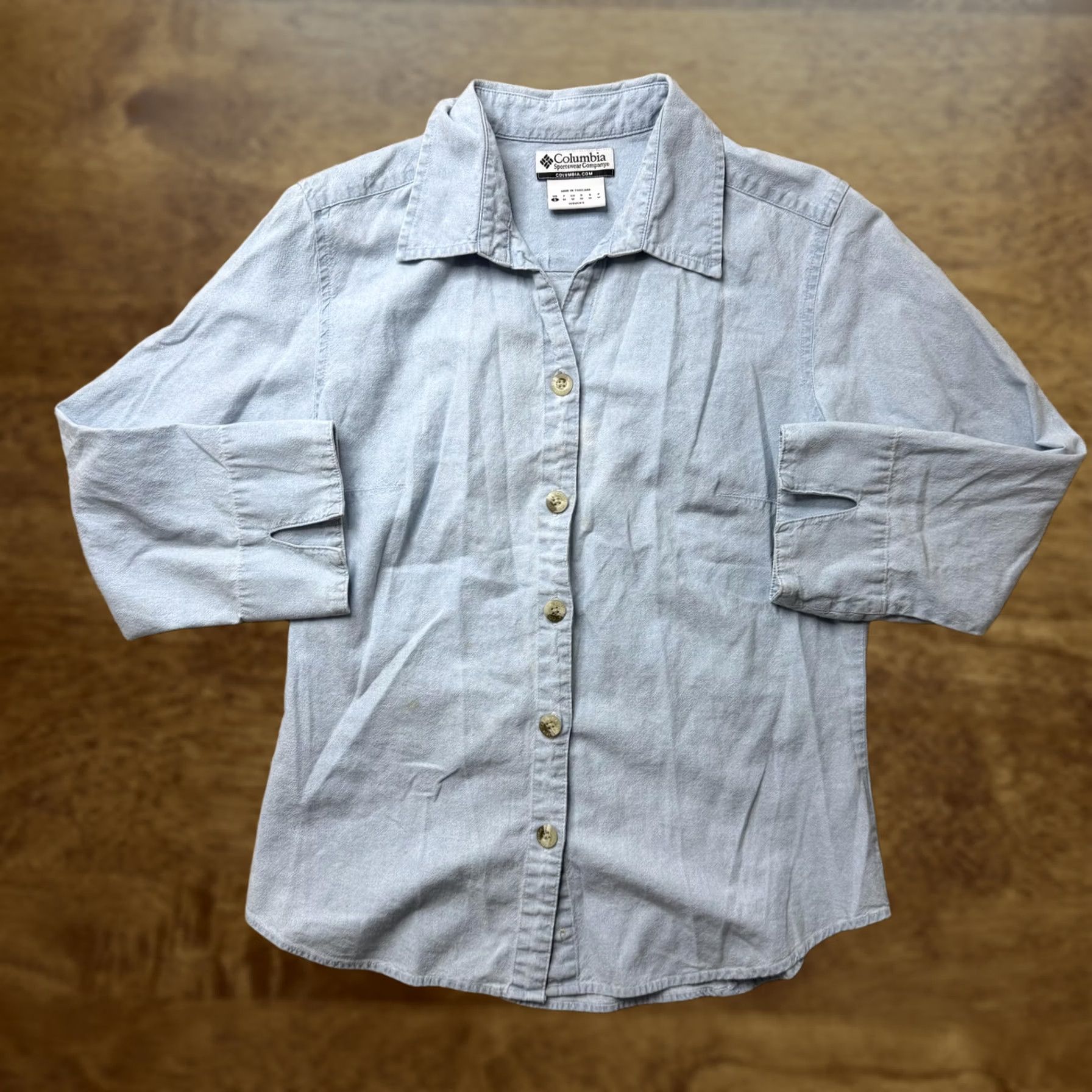Vintage Columbia Button Up Shirt Womens Small Blue Chambray 3/4 Sleeve Cotton Top - Vintage Size S / US 4 / IT 40 - 1 Thumbnail