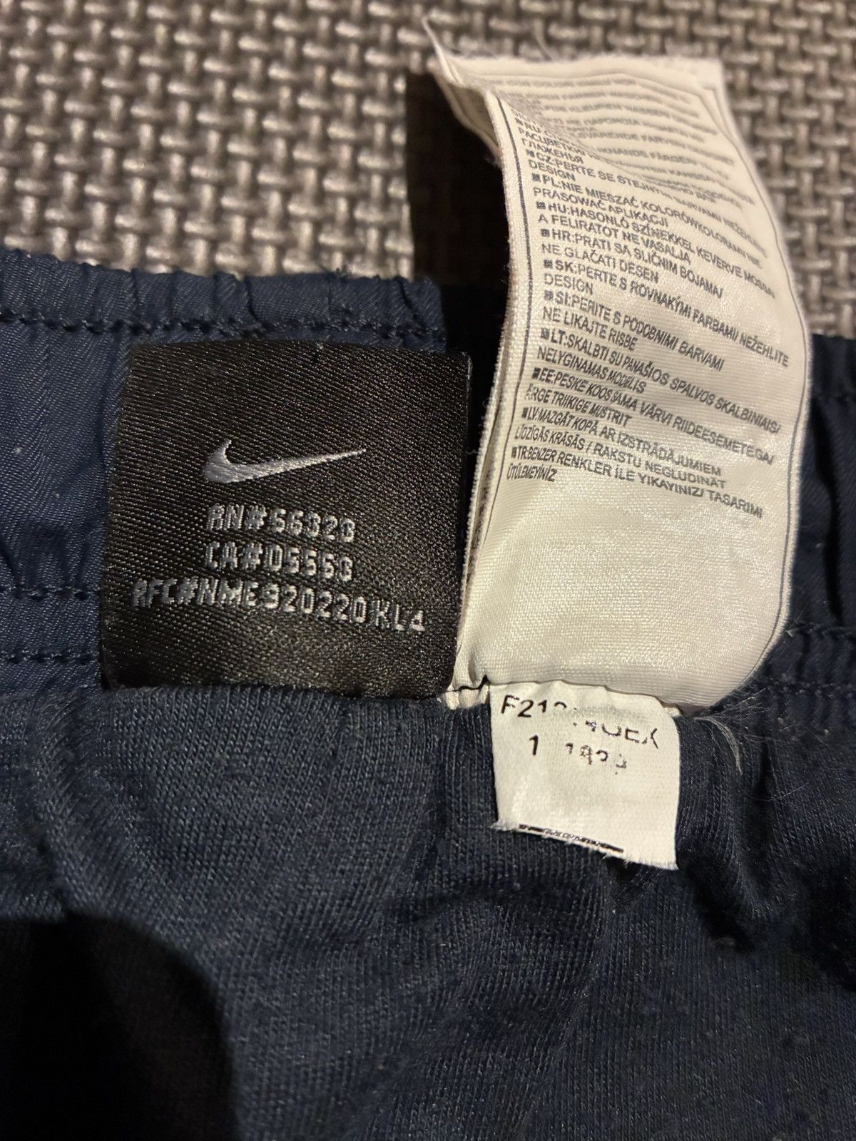 Nike Vintage Nike Court Tracksuit TennisSet Creme &Navy Gr.L (Y2K Size US L / EU 52-54 / 3 - 8 Thumbnail