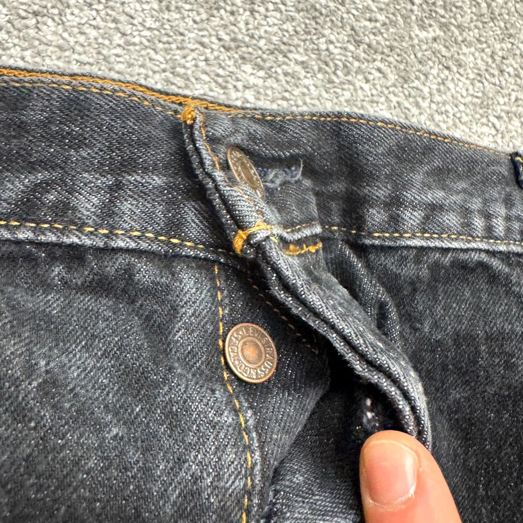 Levi's Levi's 501 Original Fit Straight Leg Button Fly Denim Jeans Men 48x34 Tall Black Size US 32 / EU 48 - 4 Thumbnail