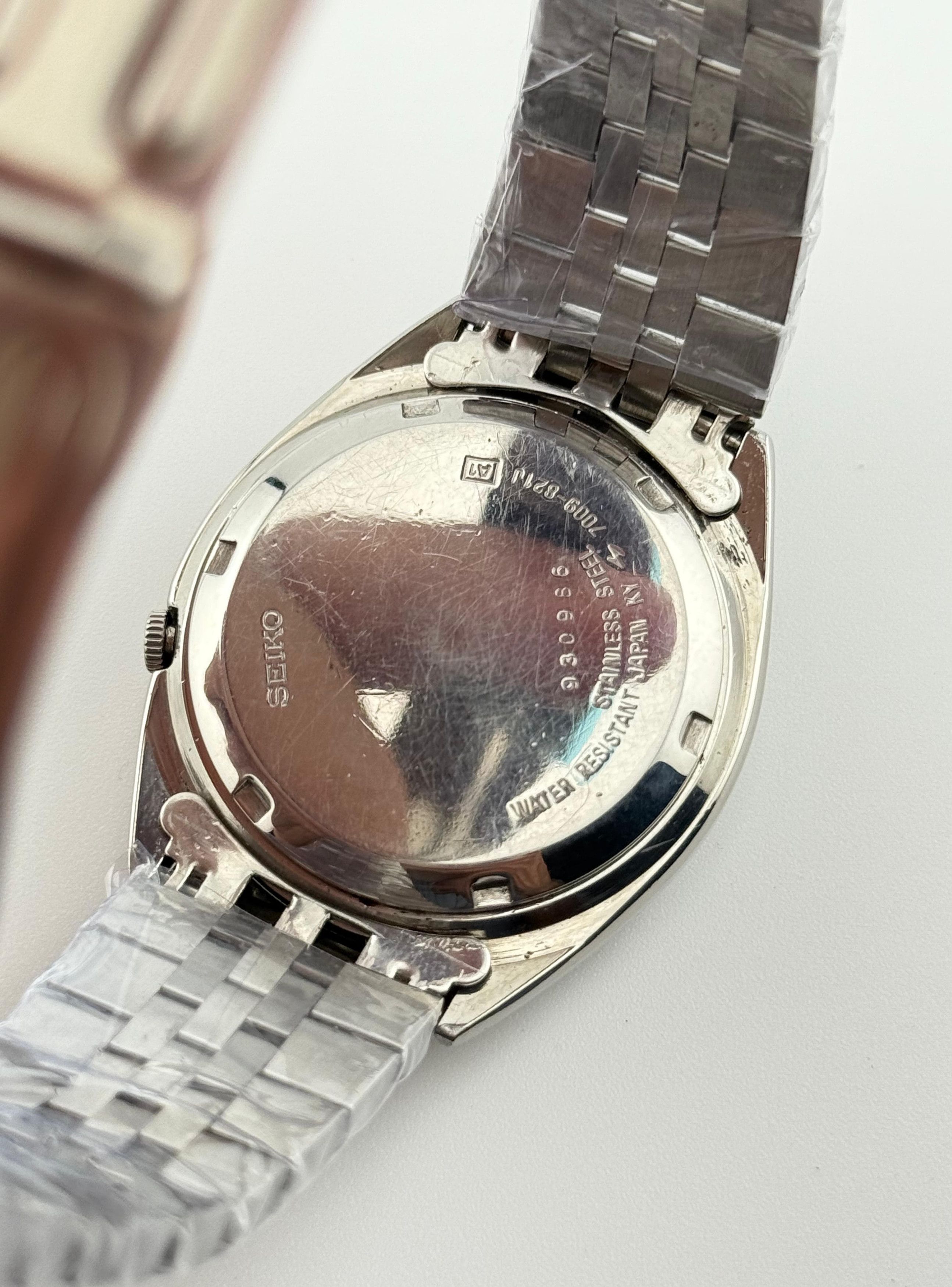 Seiko Elegant Men's Seiko 5 7009 Wrist Watch Size 36 - 7 Thumbnail