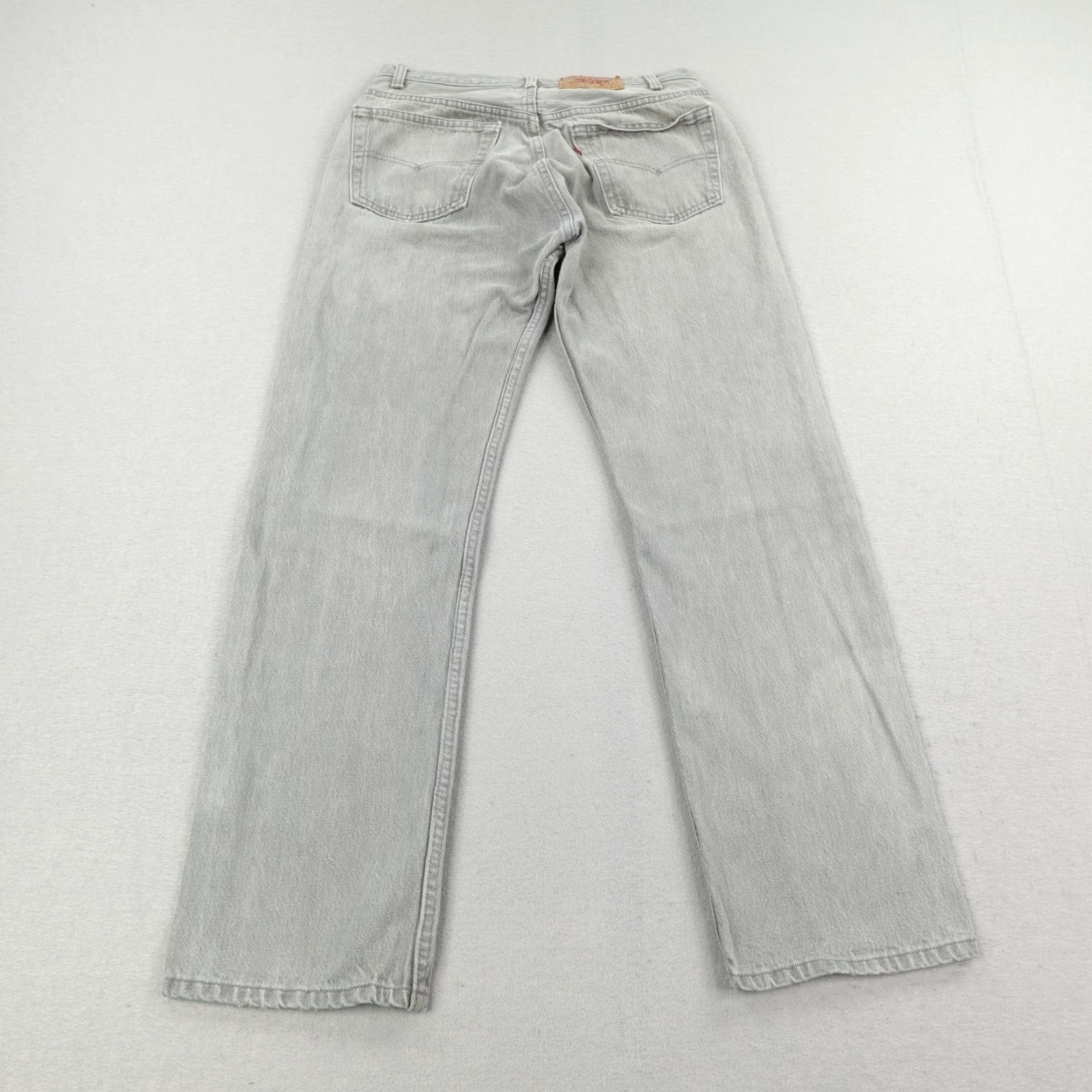 Levi's VINTAGE Levi's 501 Jeans Mens Regular Fit 33x30 Gray Denim Straight Leg Cotton Button Fly 80s Size US 33 - 6 Thumbnail
