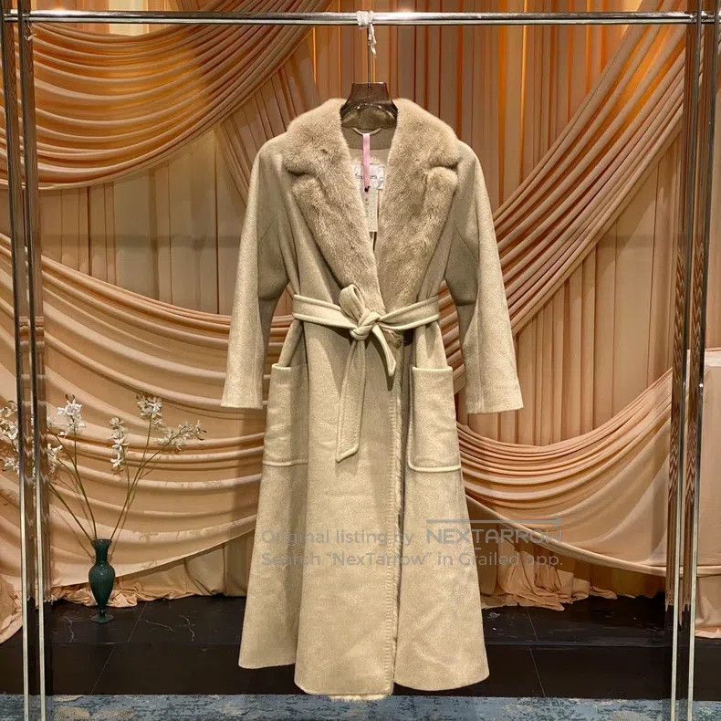 Max Mara Max Mara Oatmeal Color Mink Fur Collar Coat Size XS / US 0-2 / IT 36-38 - 1 Thumbnail